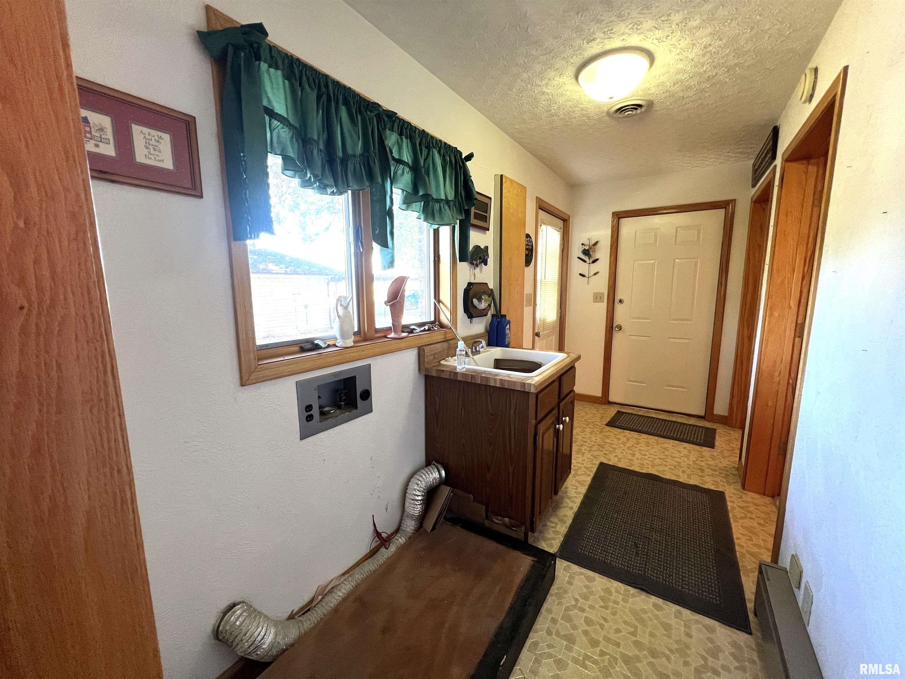 381 Martie Road, Elkville, Illinois image 35