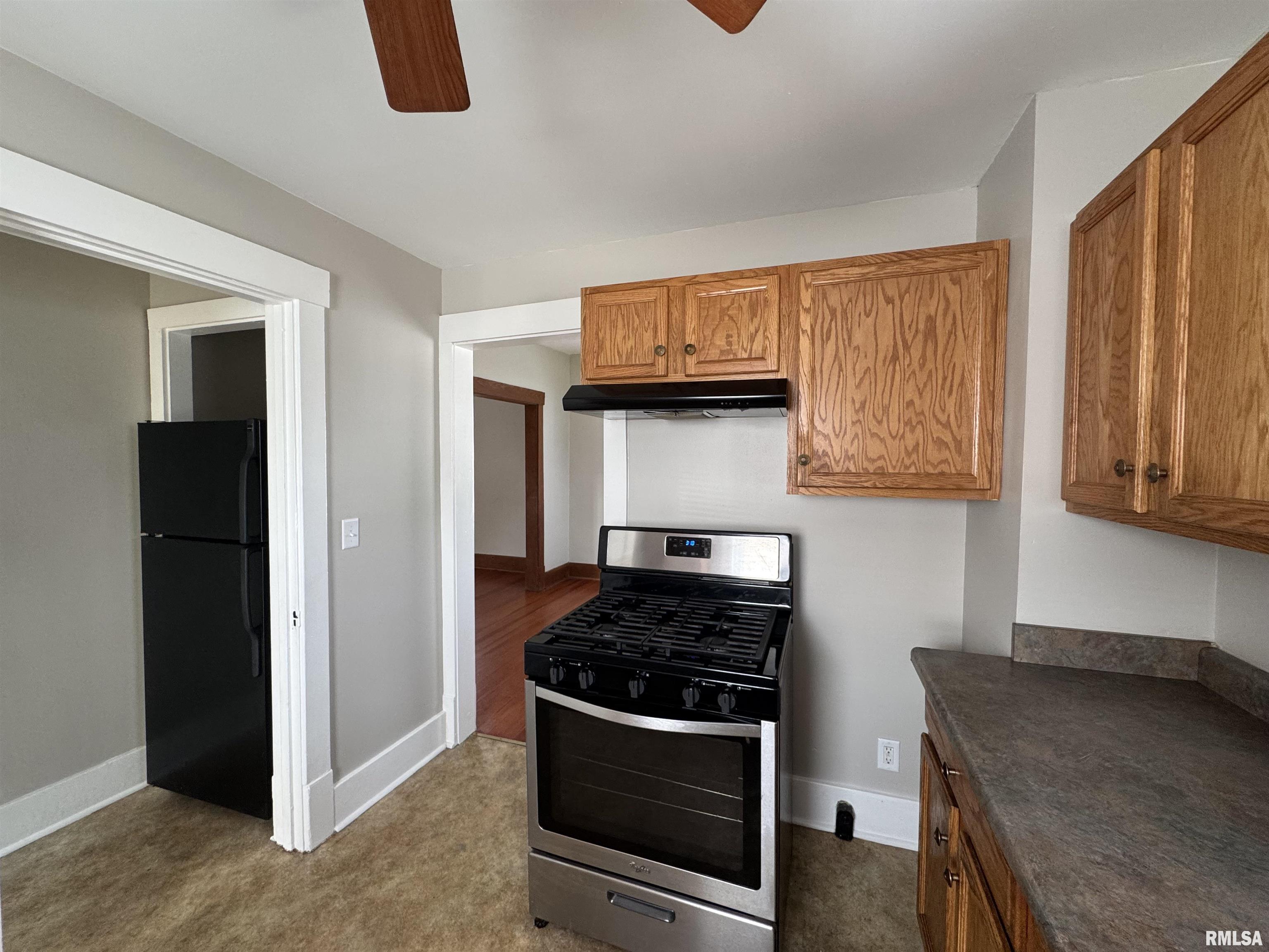 1122 E Colorado Street, Davenport, Iowa image 9