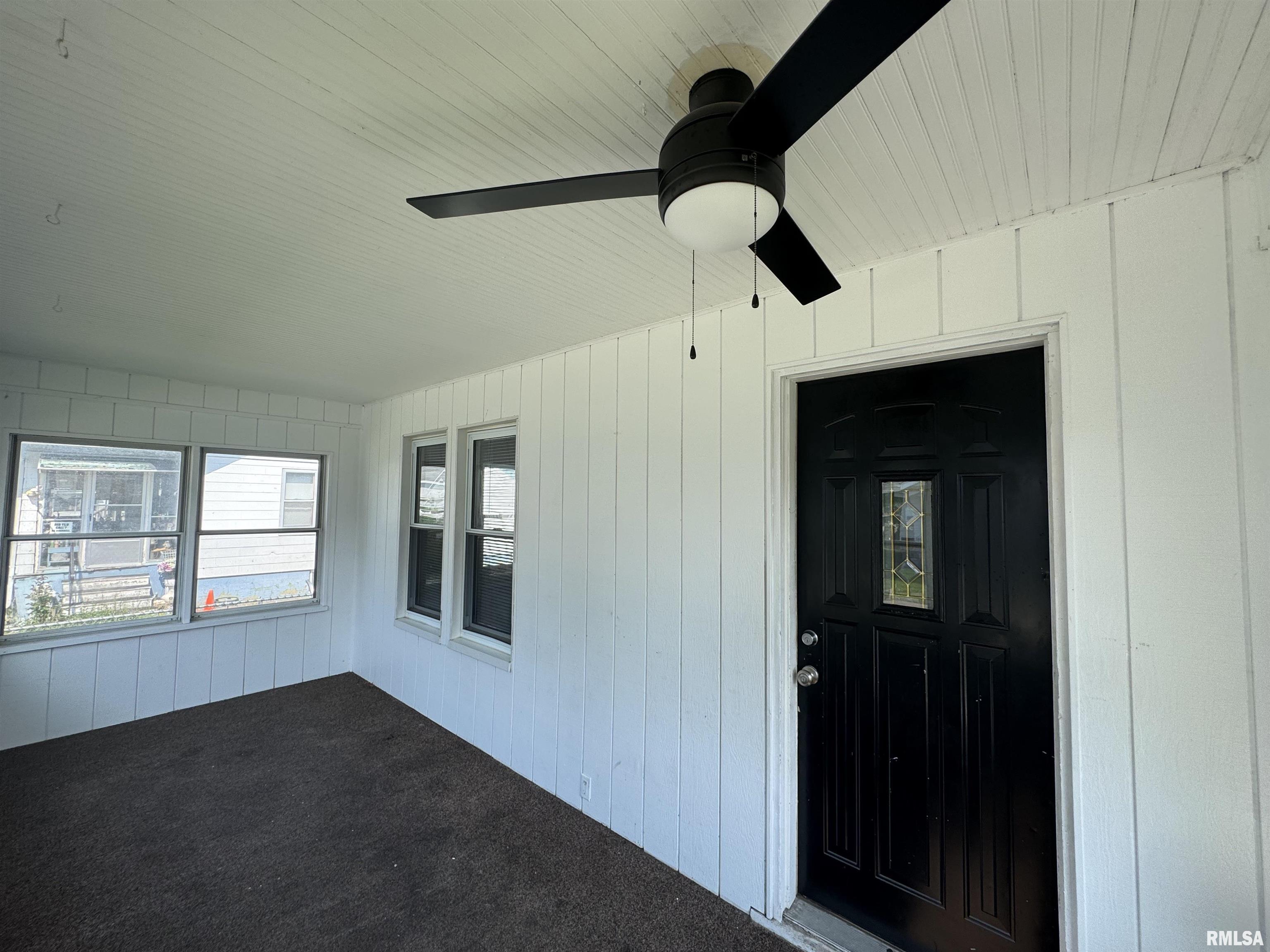 1122 E Colorado Street, Davenport, Iowa image 3