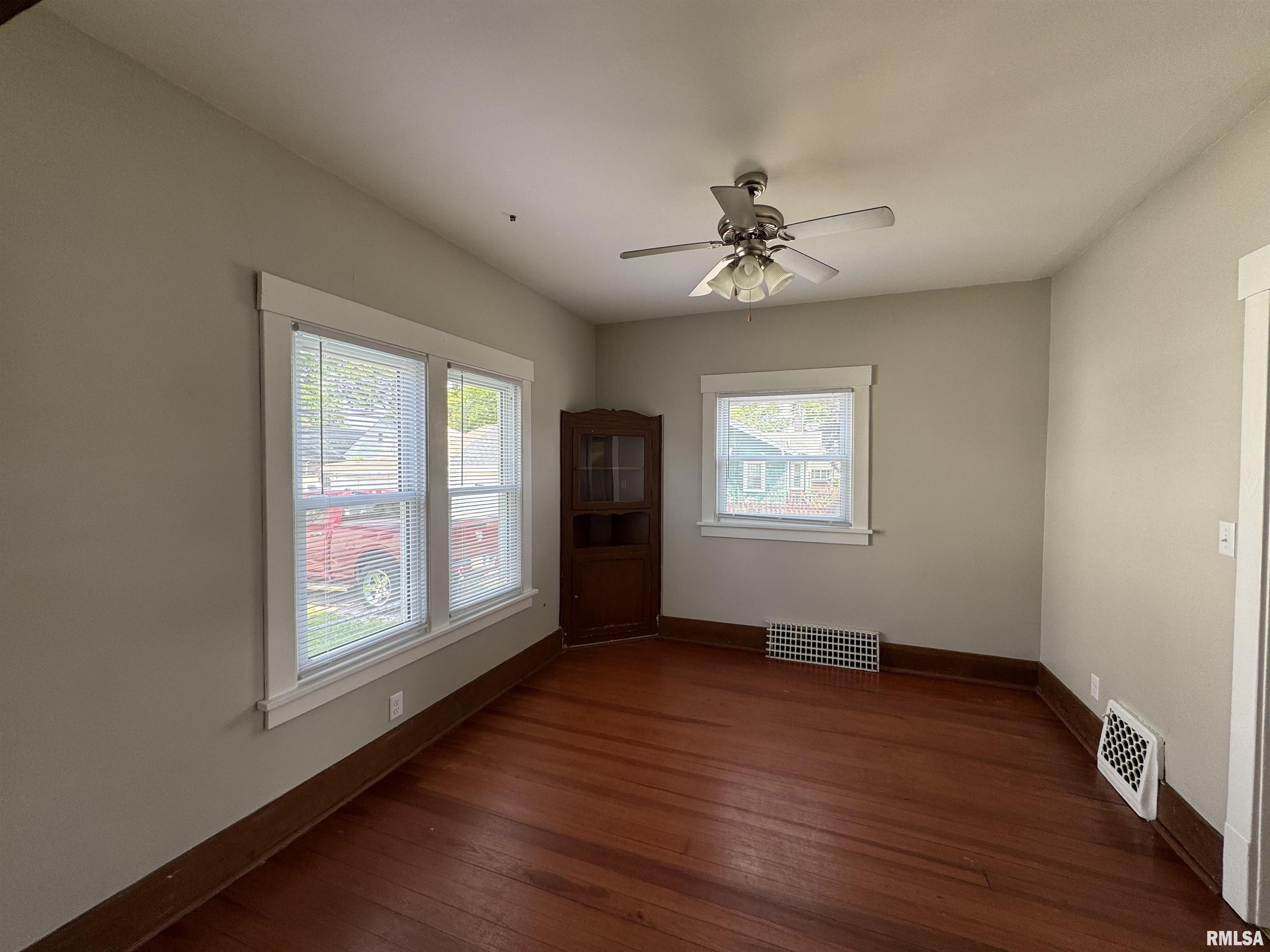 1122 E Colorado Street, Davenport, Iowa image 7