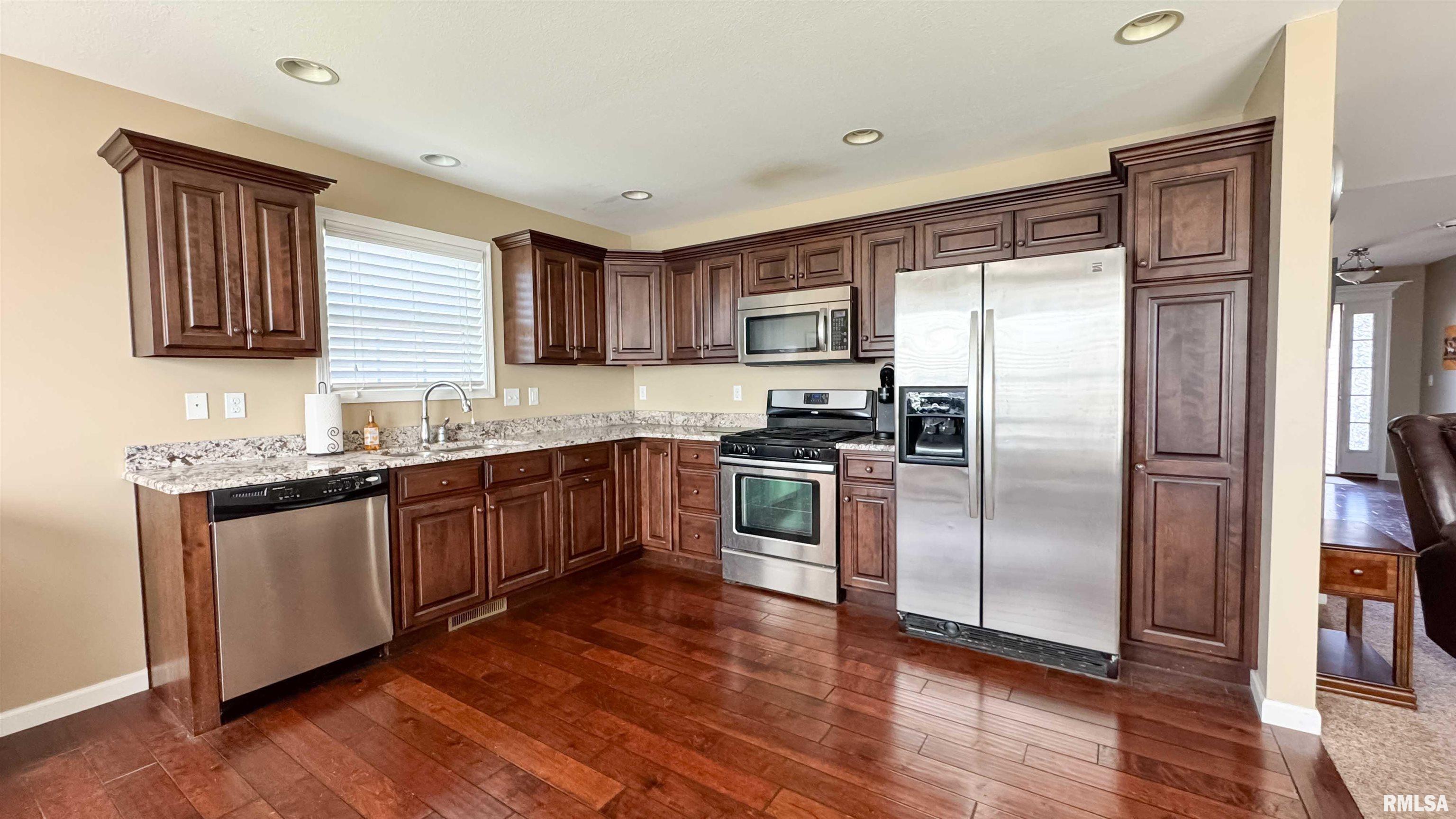 11027 N Saddlehorn Way, Dunlap, Illinois image 10