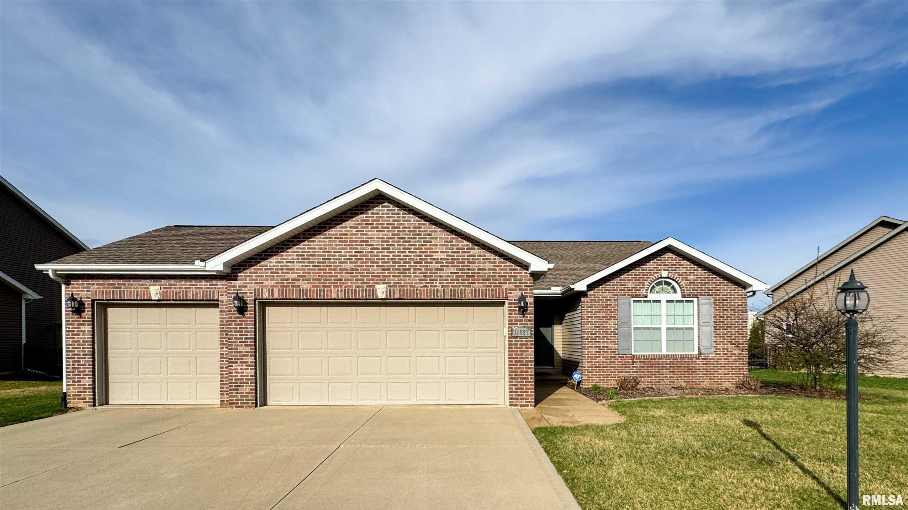 11027 N Saddlehorn Way, Dunlap, Illinois image 3