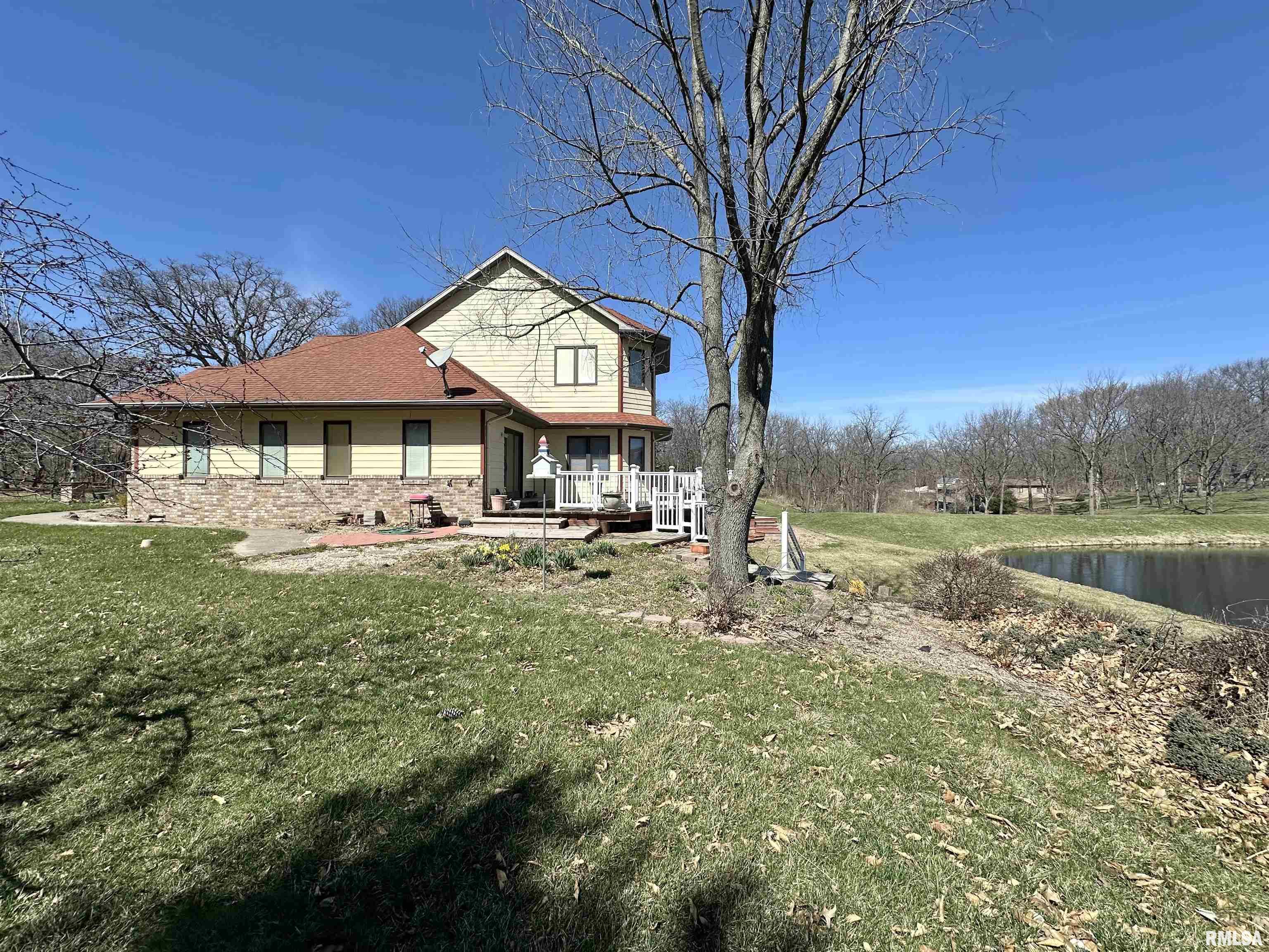 112 Lonergan Lane, Jacksonville, Illinois image 6
