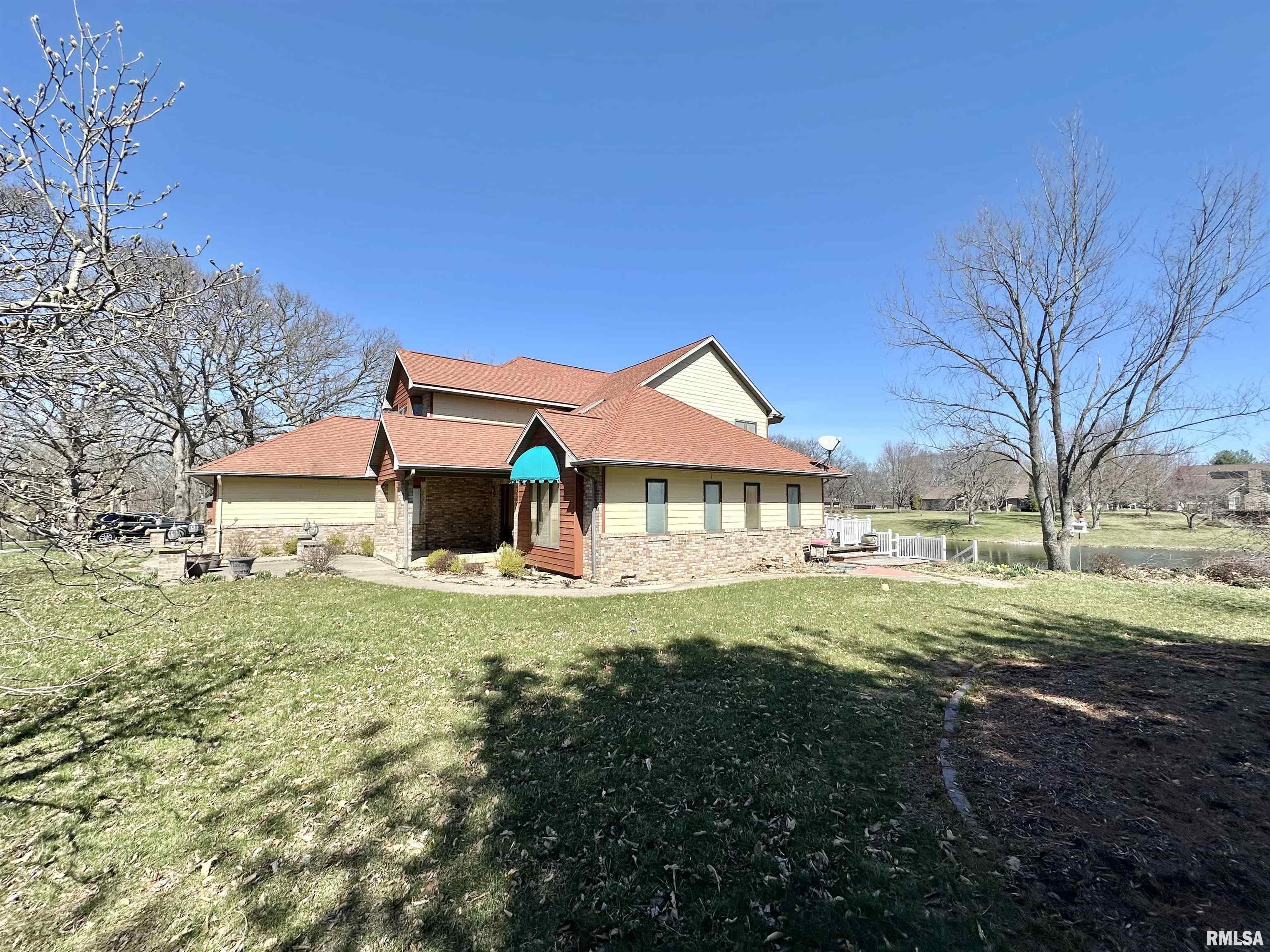 112 Lonergan Lane, Jacksonville, Illinois image 5