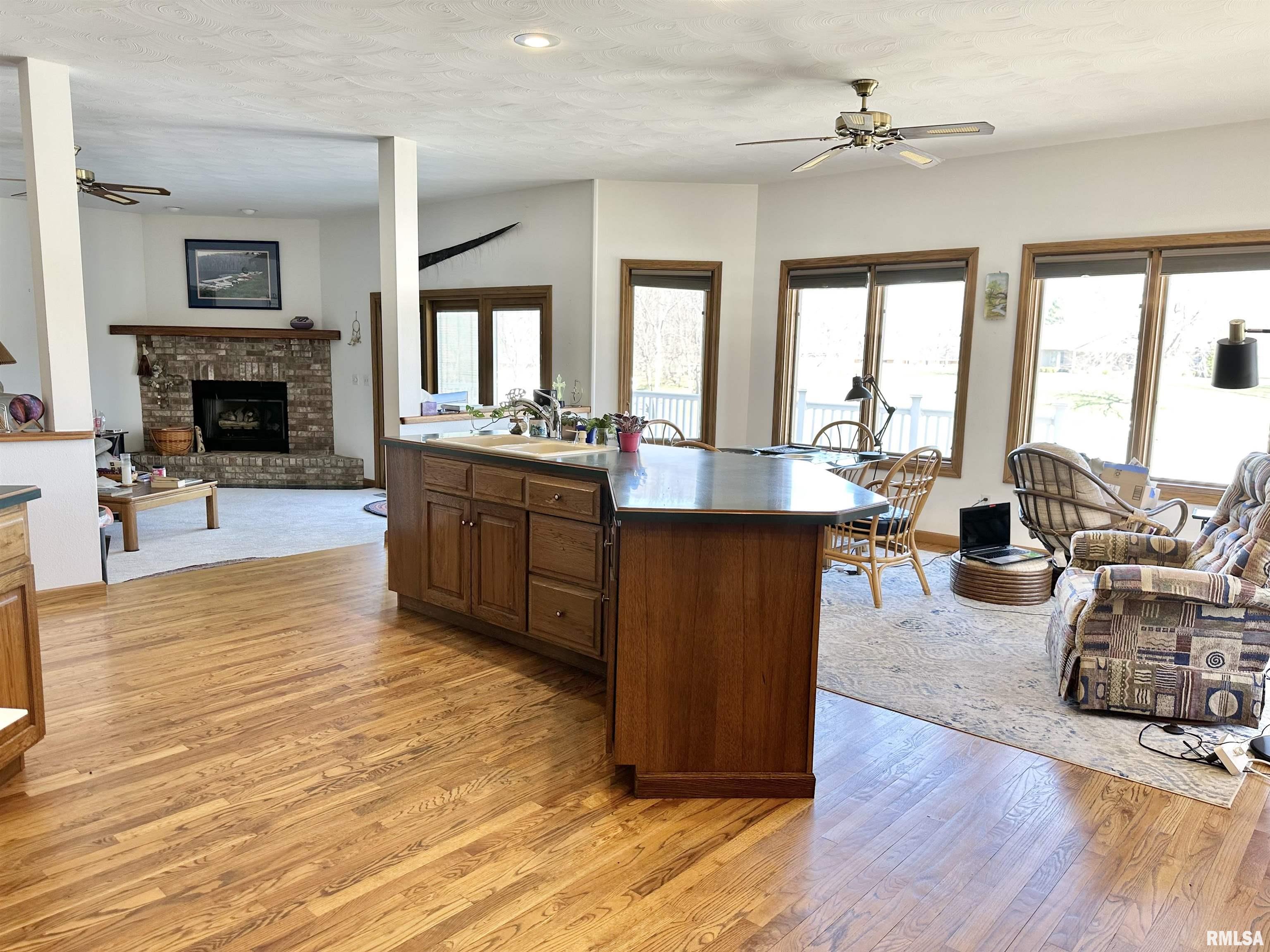112 Lonergan Lane, Jacksonville, Illinois image 11