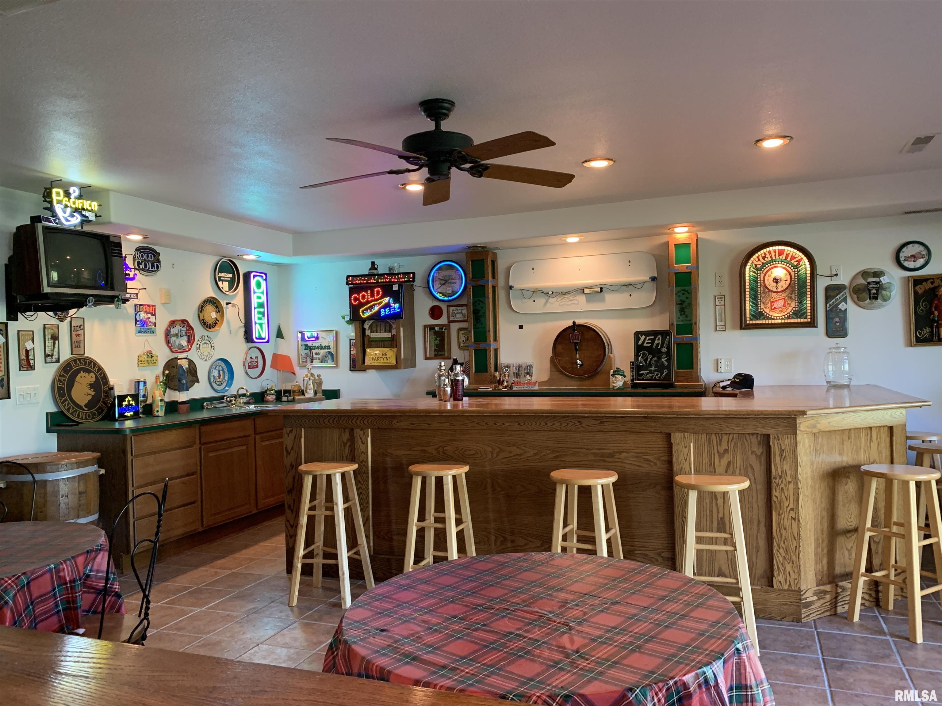 112 Lonergan Lane, Jacksonville, Illinois image 31