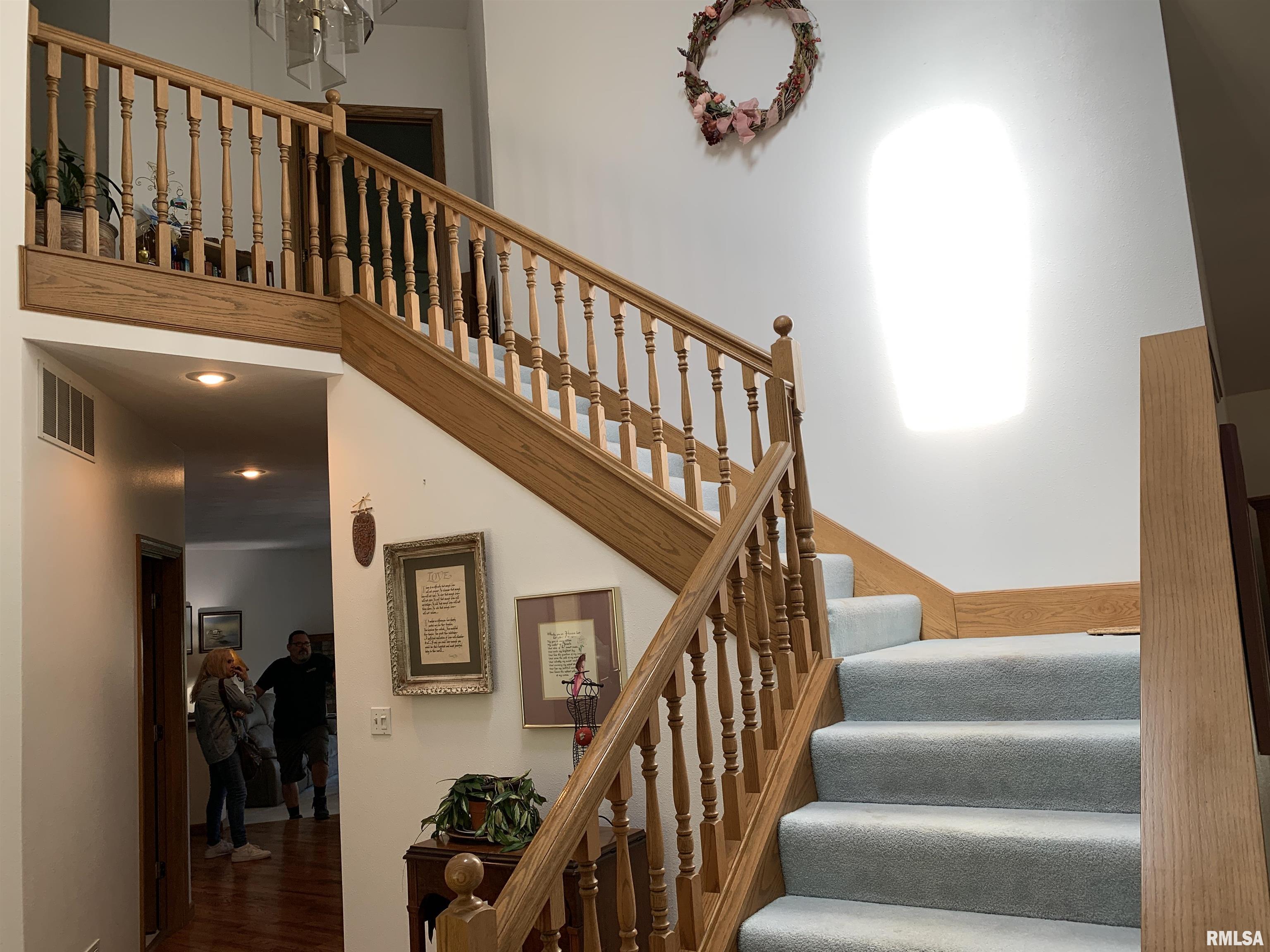112 Lonergan Lane, Jacksonville, Illinois image 39