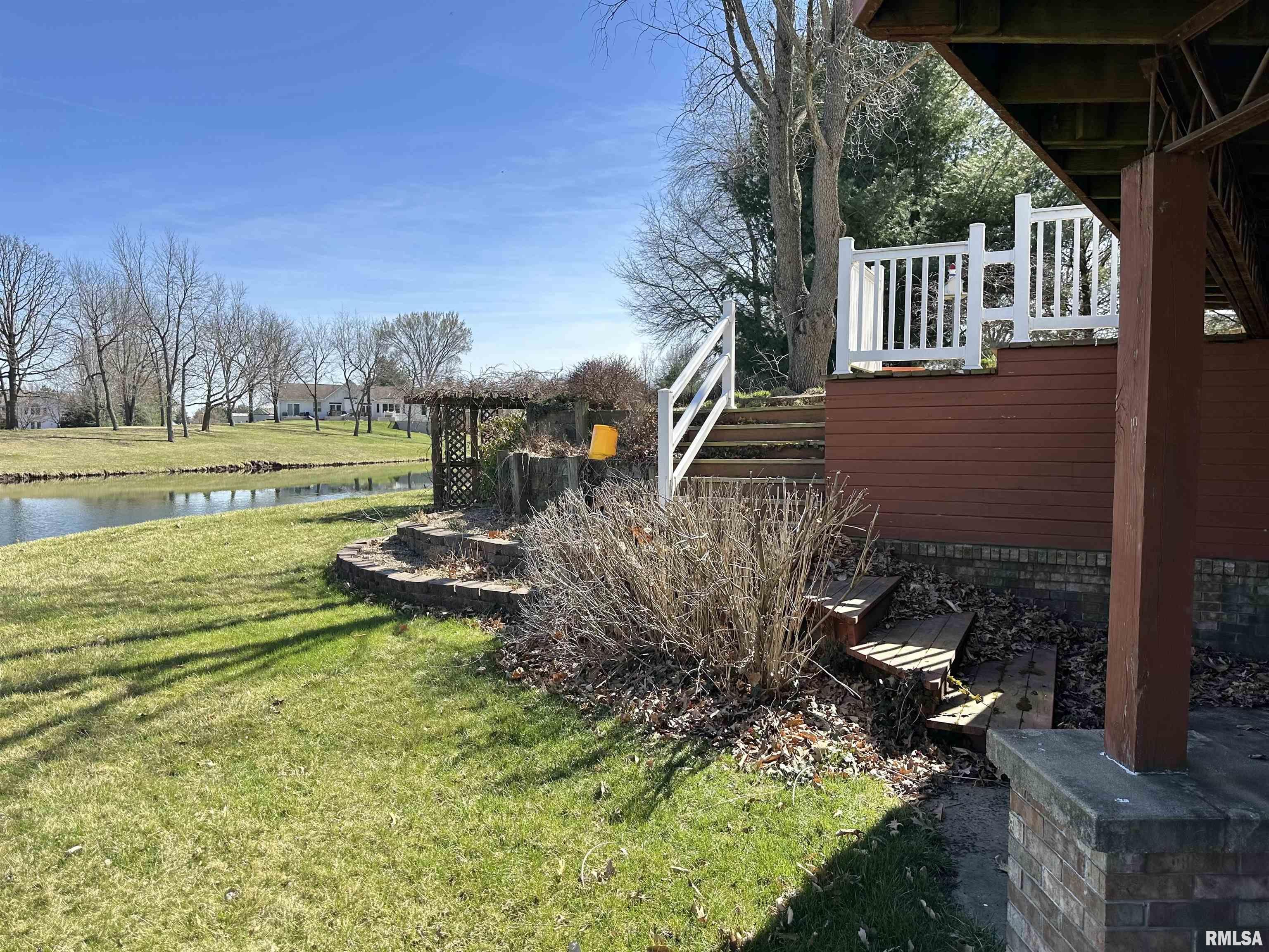 112 Lonergan Lane, Jacksonville, Illinois image 21