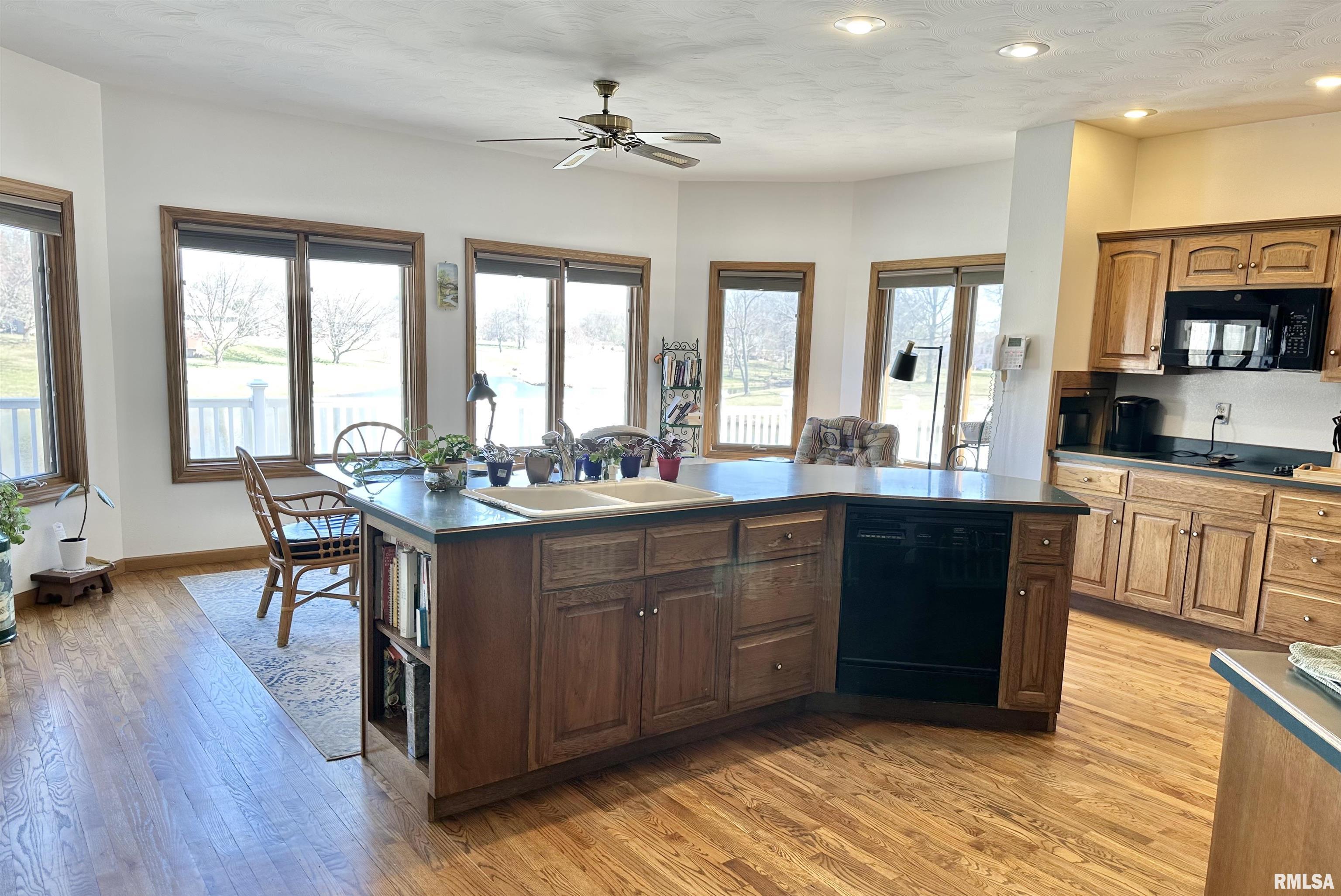 112 Lonergan Lane, Jacksonville, Illinois image 12