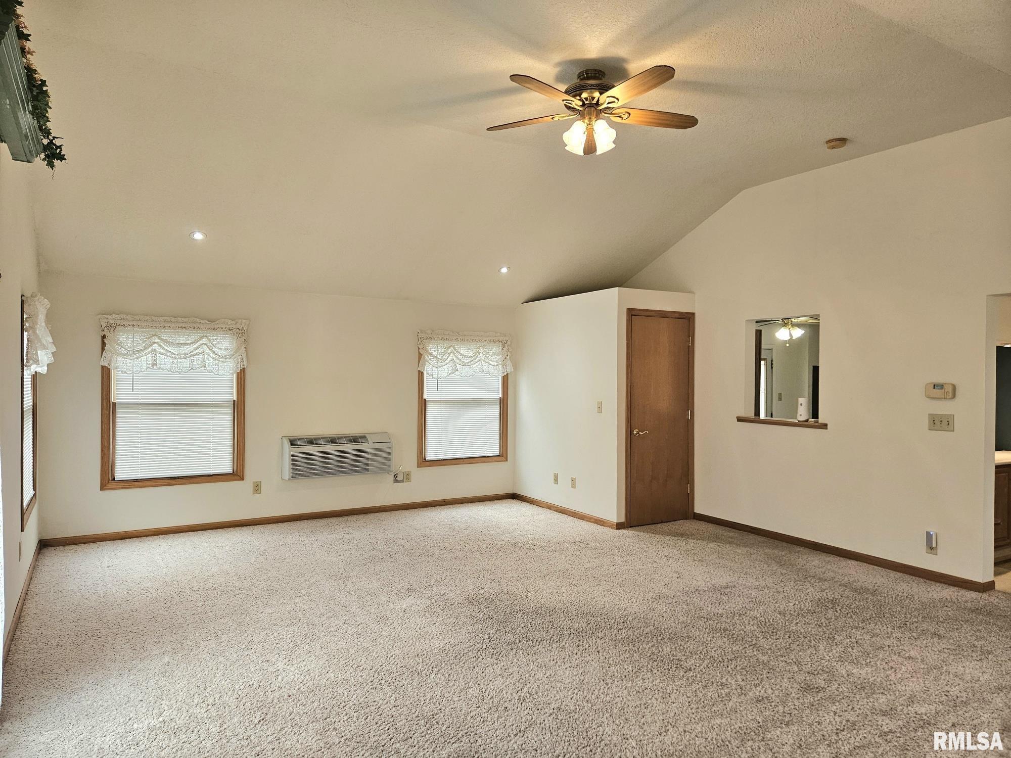 1318 Terrace Heights, Muscatine, Iowa image 6