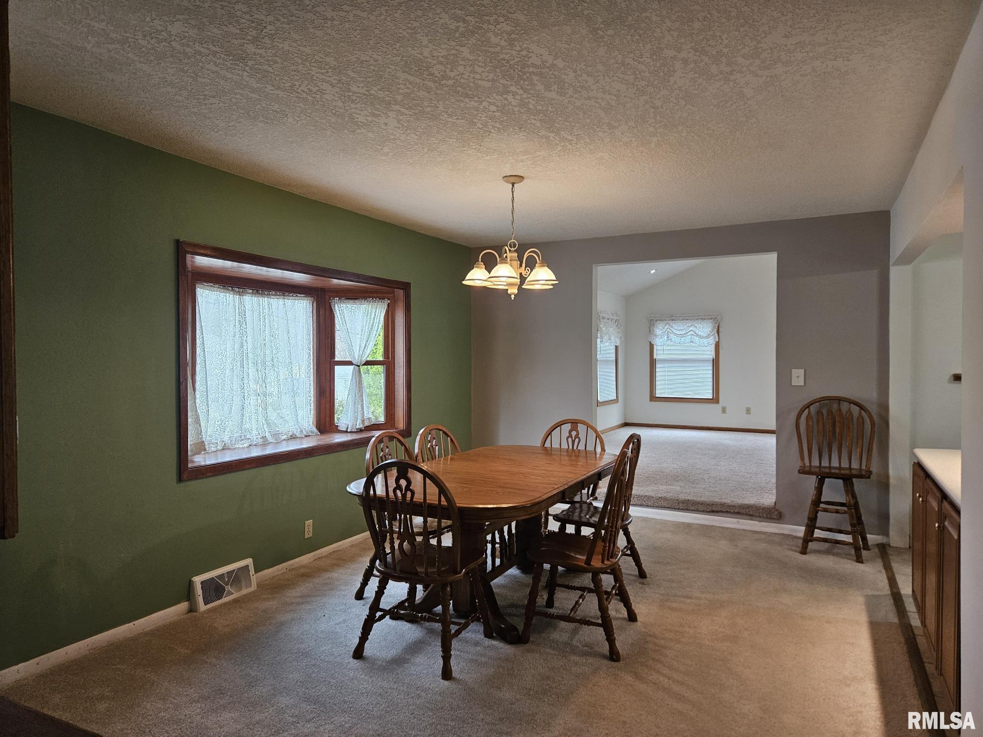 1318 Terrace Heights, Muscatine, Iowa image 3