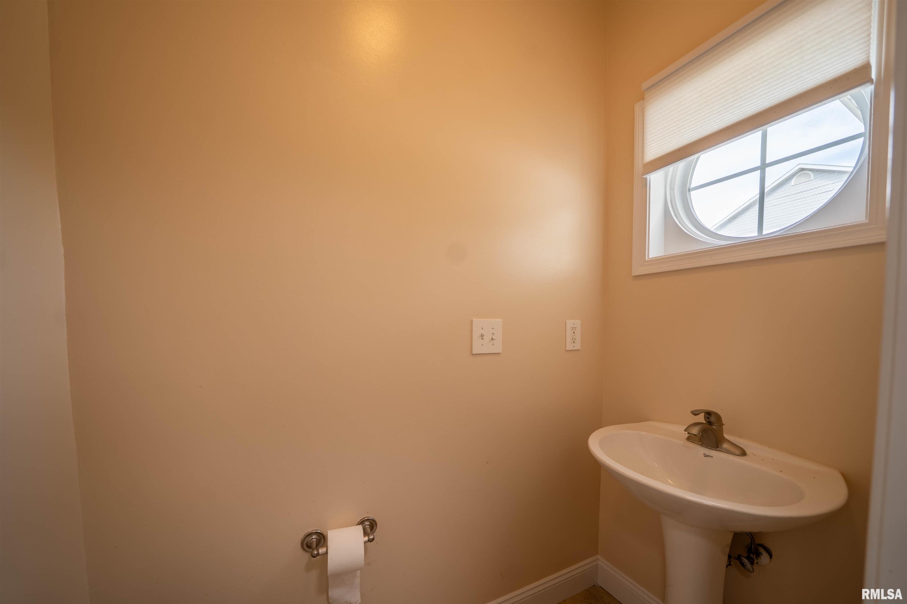 3314 W King James Road, Peoria, Illinois image 35