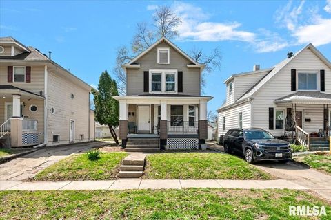 Photo of 1901 S SPRING Street, Springfield, IL 62704 (MLS # CA1042940)