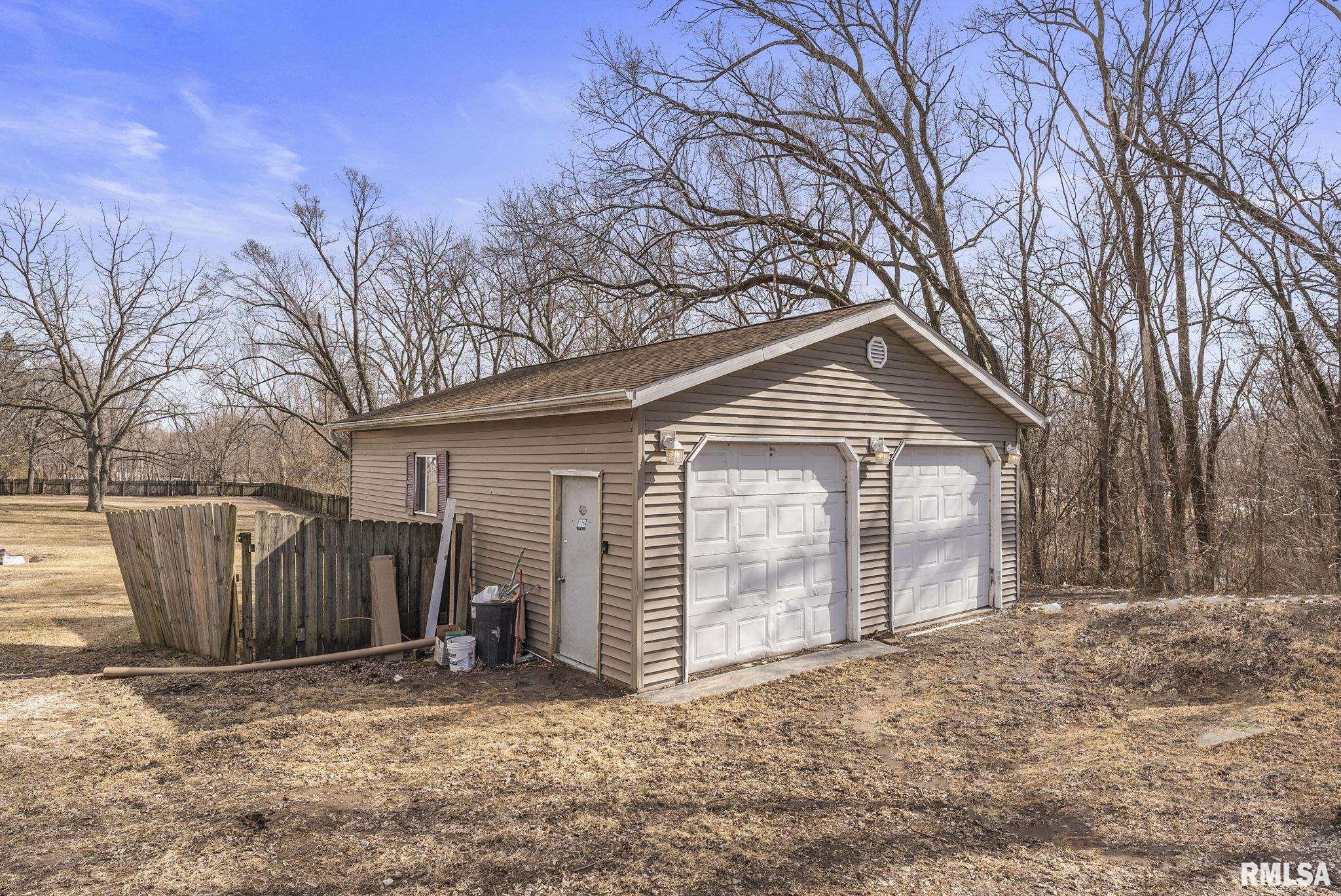 1004 6th Street, Colona, Illinois image 4