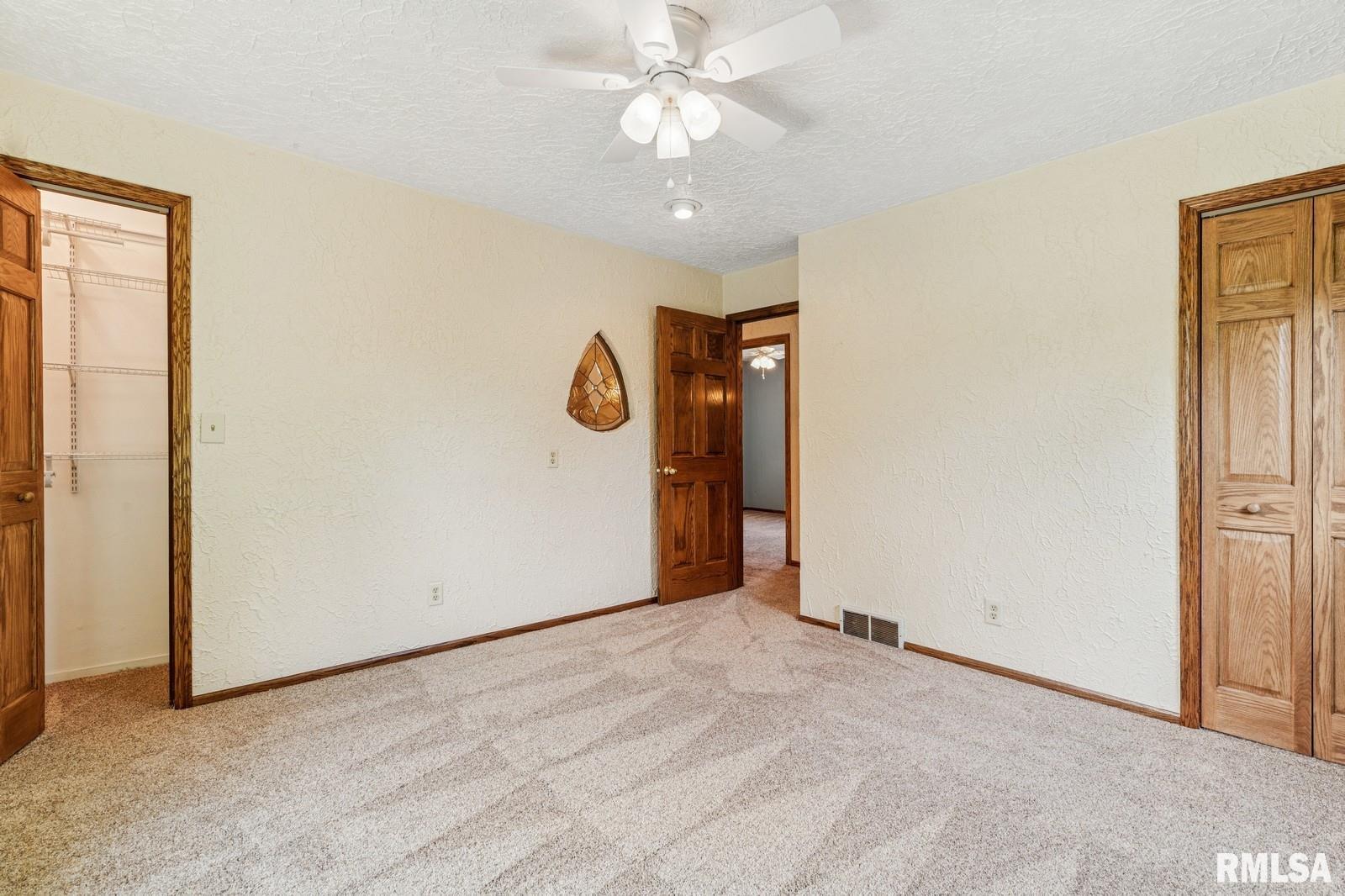 5039 Norwood Drive, Bettendorf, Iowa image 28