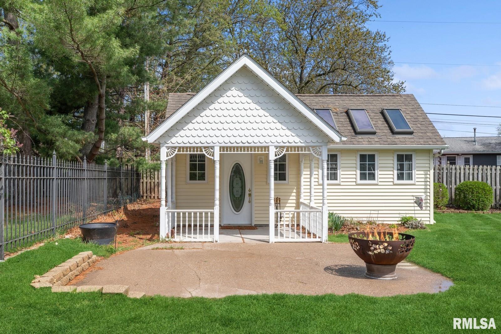 5039 Norwood Drive, Bettendorf, Iowa image 43