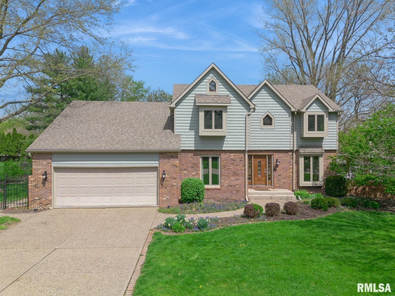 5039 Norwood Drive, Bettendorf, Iowa image 1