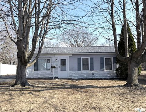 Homes For Sale - 1479 Meadow Drive<br/> Knox County, Galesburg, IL 61401