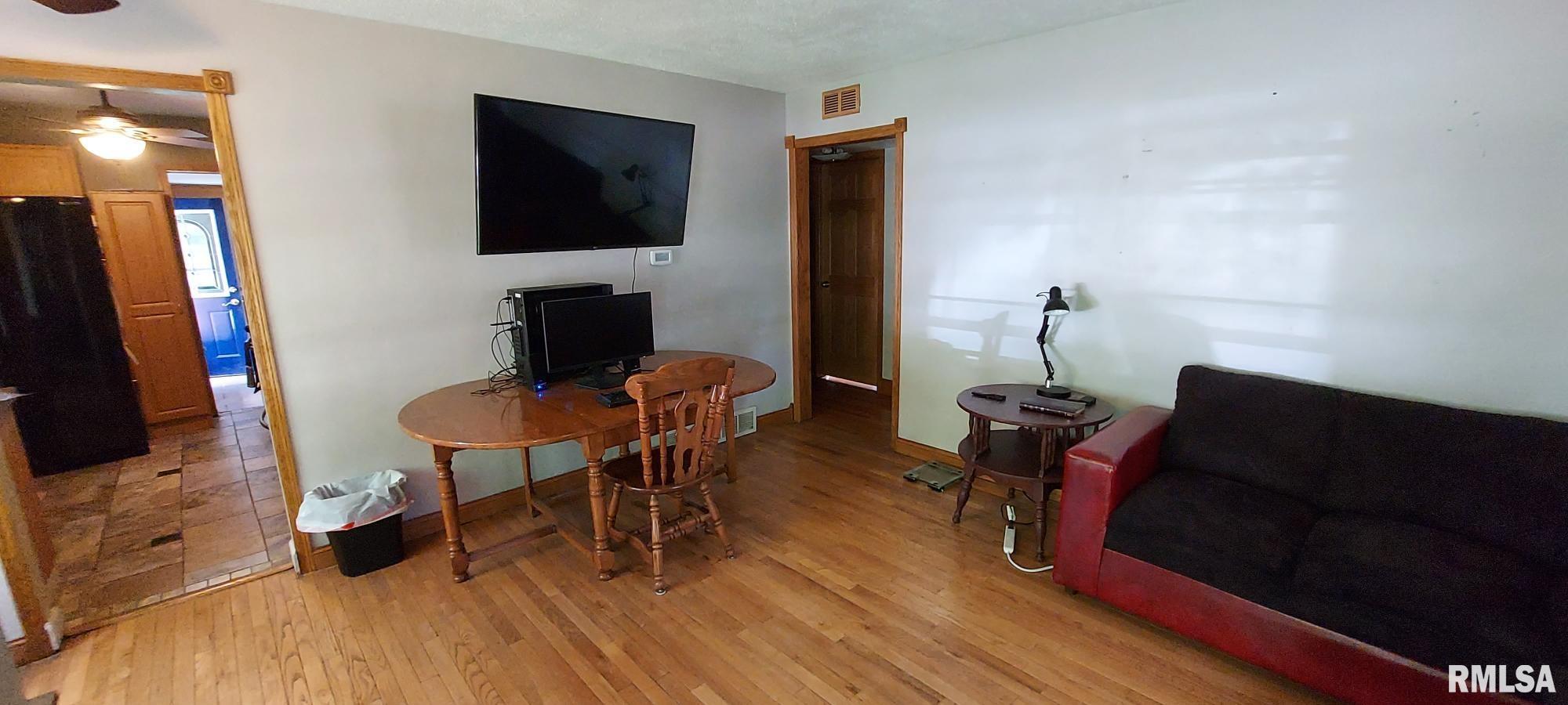 601 East Street South, Kewanee, Illinois image 7