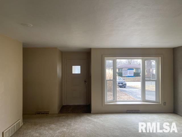 1930 W Sunset Street, Decatur, Illinois image 2