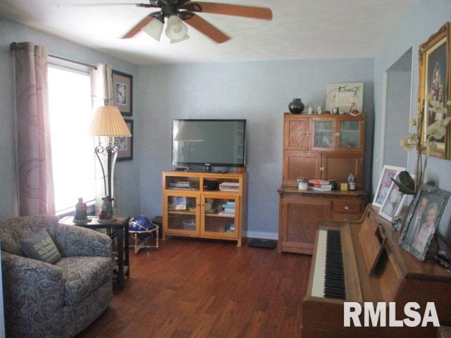 202 S Main Street, Roanoke, Illinois image 16