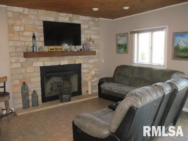 202 S Main Street, Roanoke, Illinois image 11