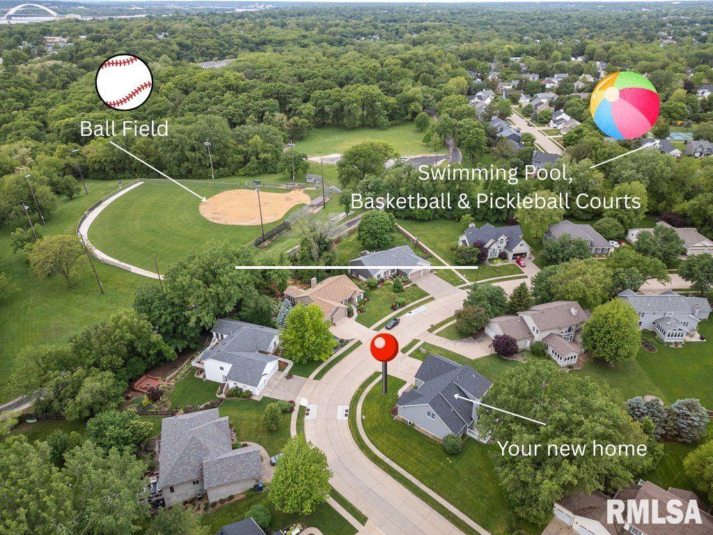 1459 Plum Tree Road, Bettendorf, Iowa image 2