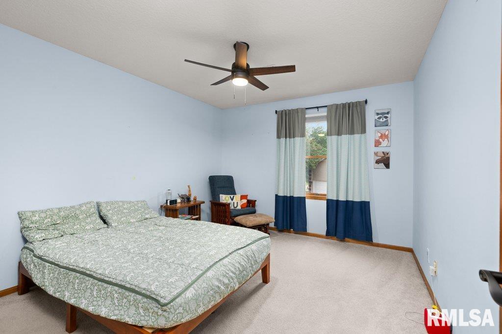 1459 Plum Tree Road, Bettendorf, Iowa image 25