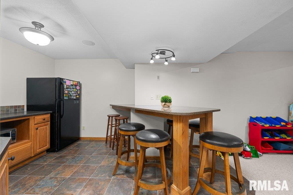 1459 Plum Tree Road, Bettendorf, Iowa image 33