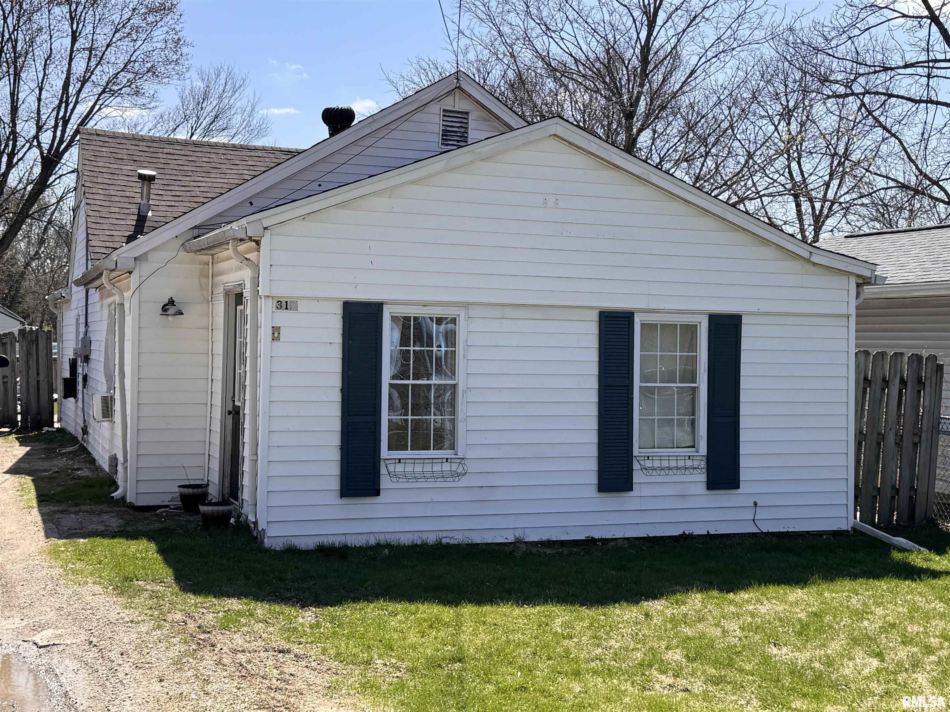 317 Oakwood Avenue, East Peoria, Illinois image 1