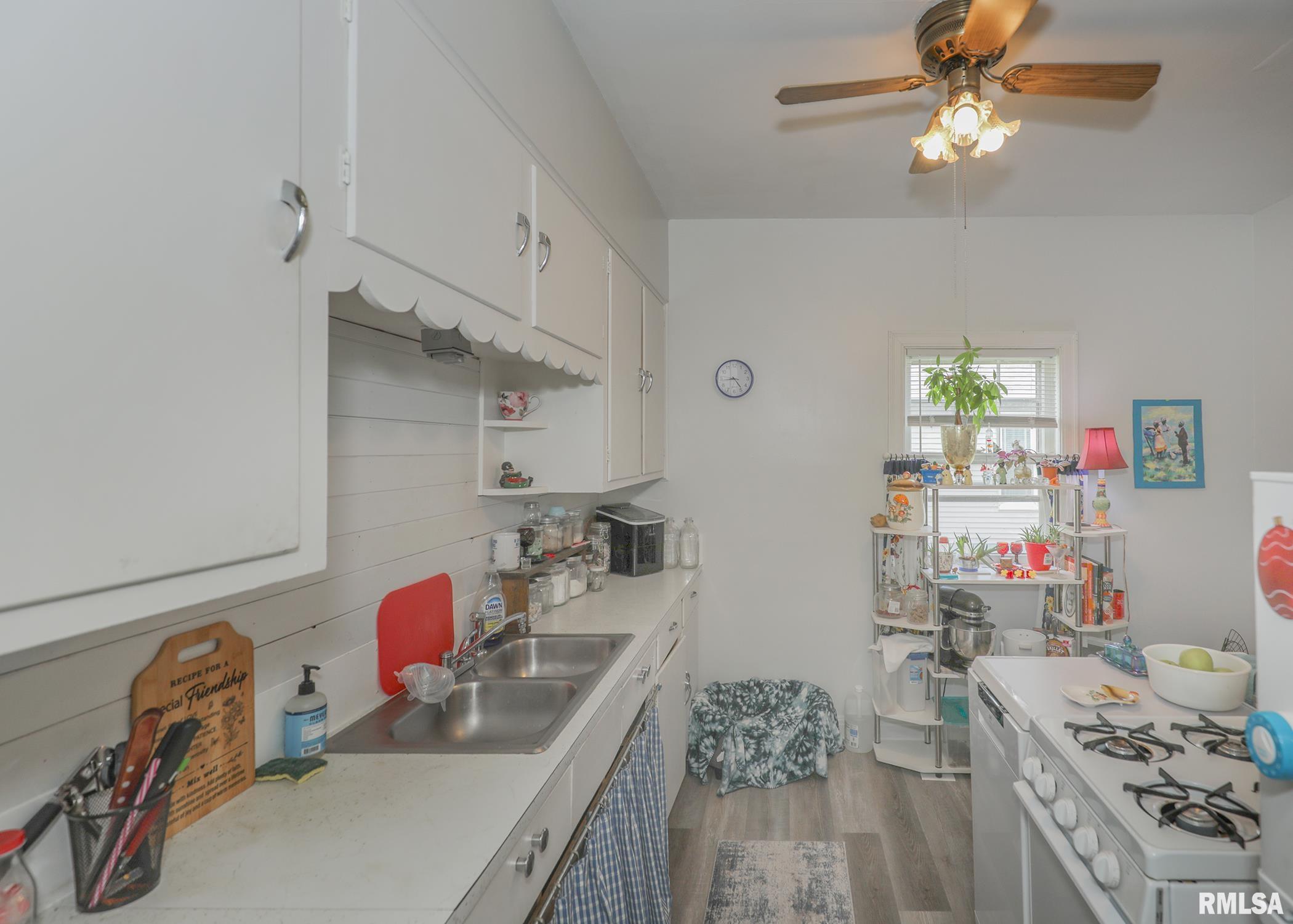 1036 30th Street, Rock Island, Illinois image 16