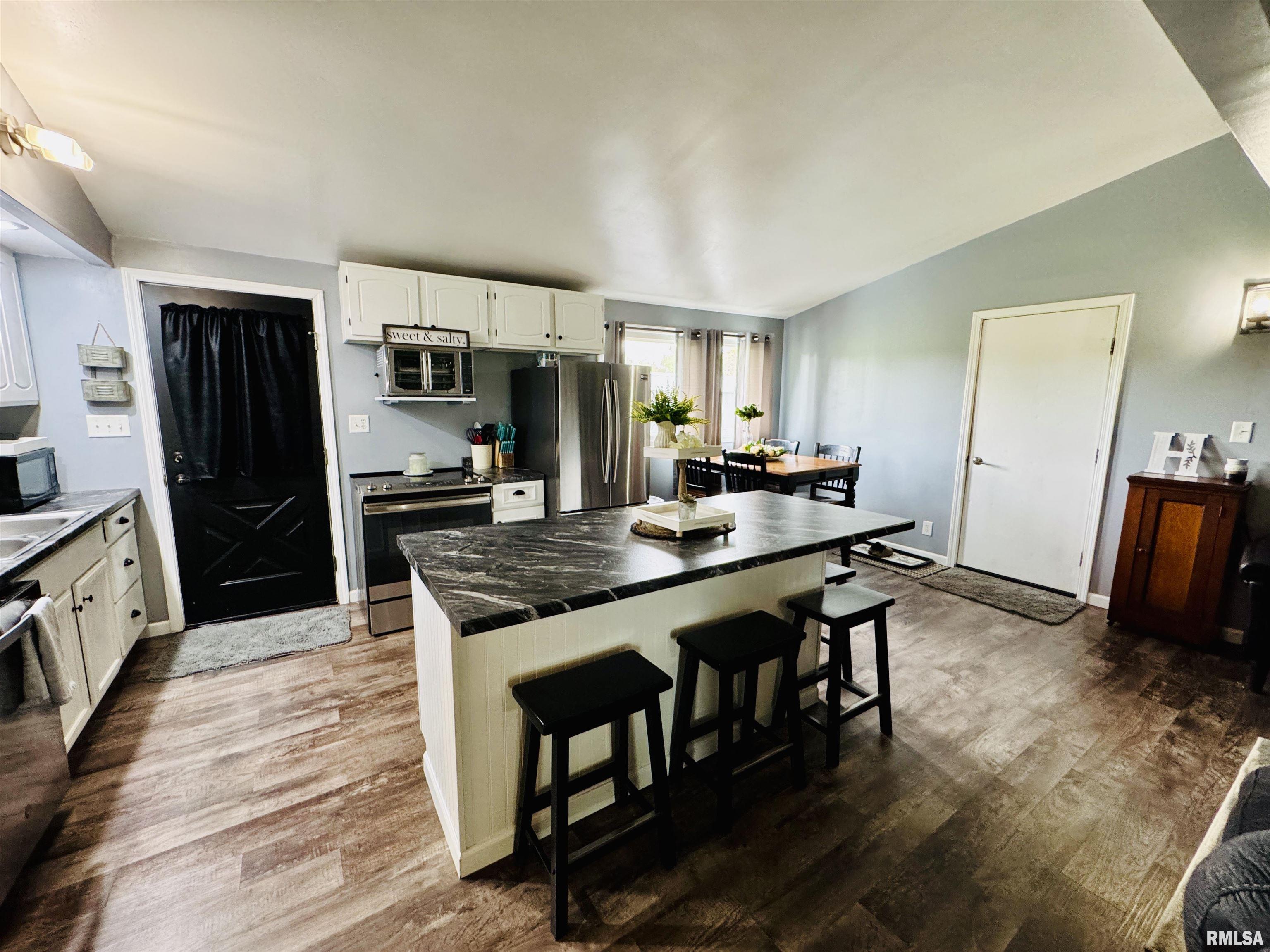 316 Sunshine Drive, Rio, Illinois image 16