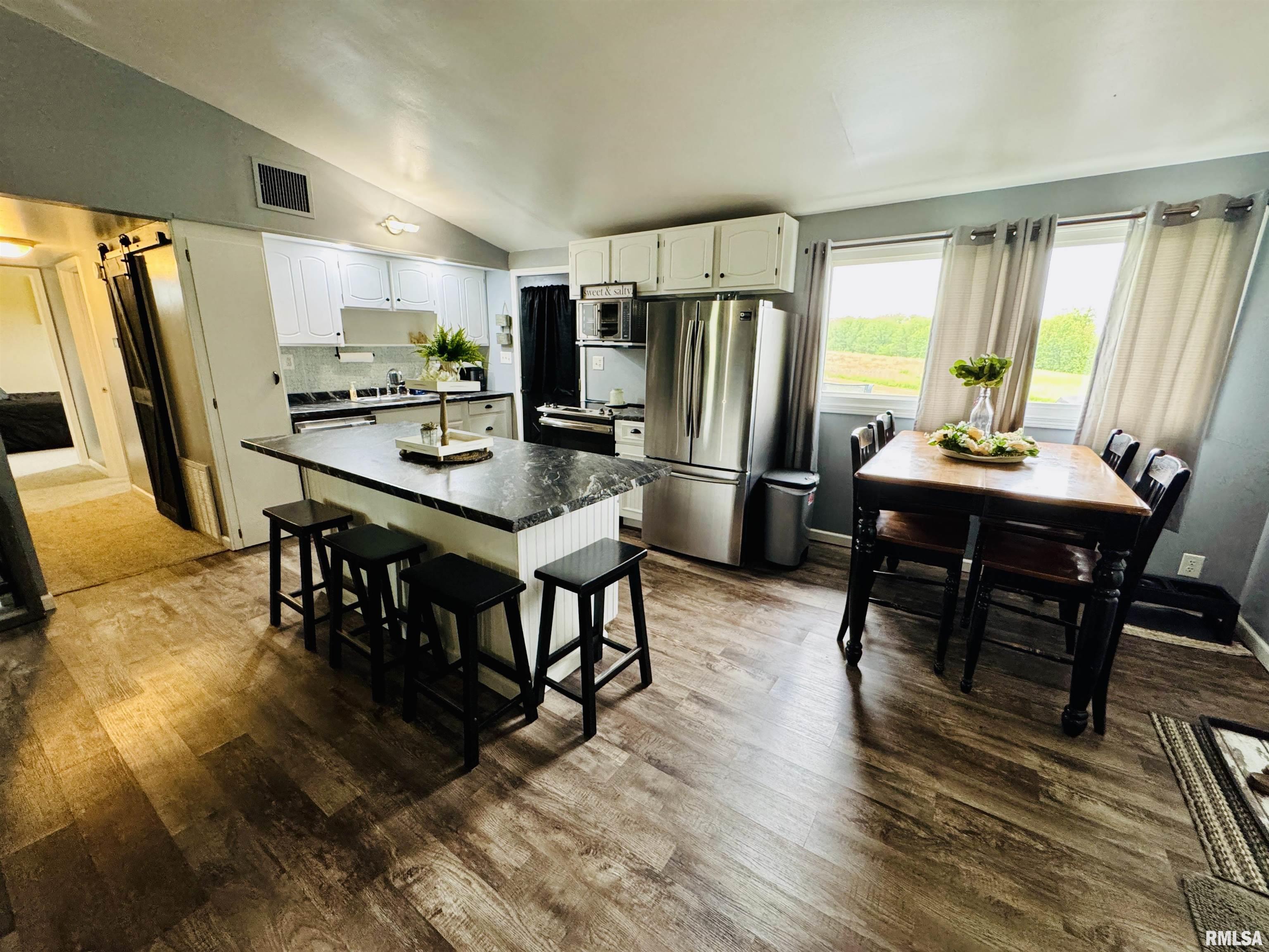 316 Sunshine Drive, Rio, Illinois image 17