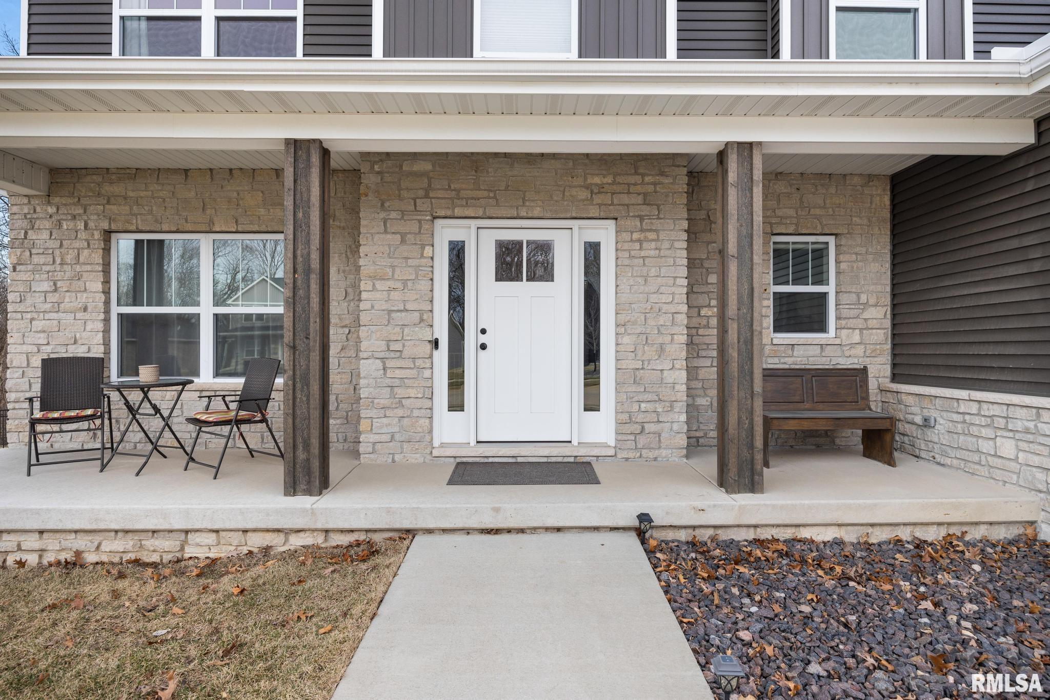 115 Rosemary Lane, Germantown Hills, Illinois image 2