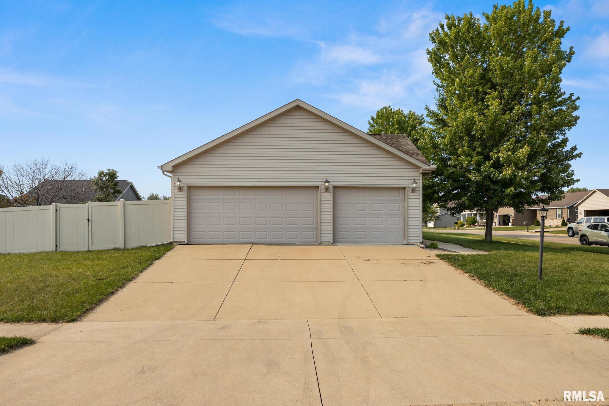 311 Stillwater Drive, Chillicothe, Illinois image 4