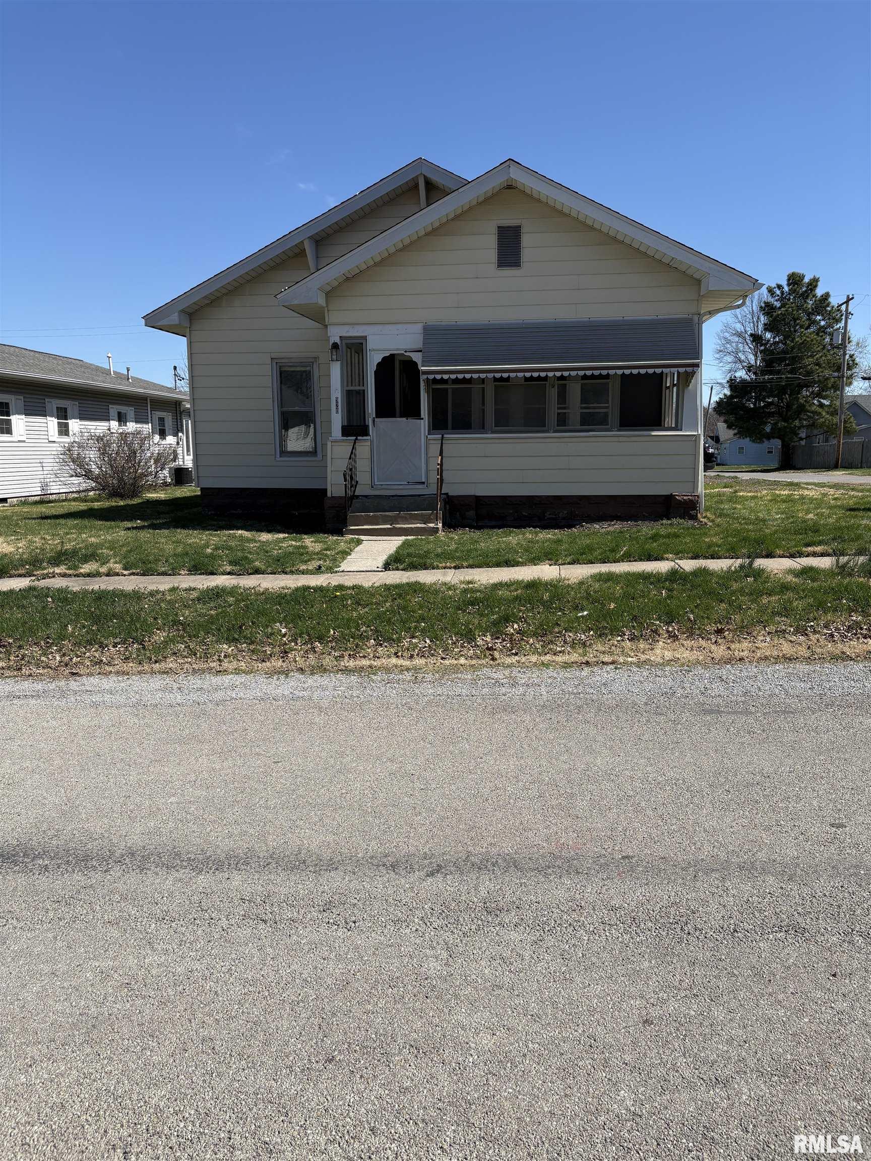 920 S 12th Street, Herrin, Illinois image 1