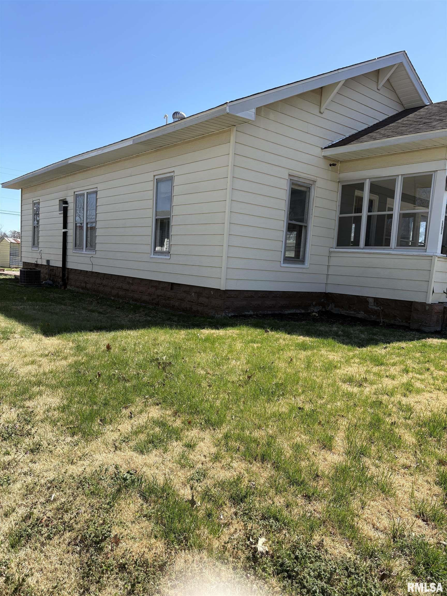 920 S 12th Street, Herrin, Illinois image 4
