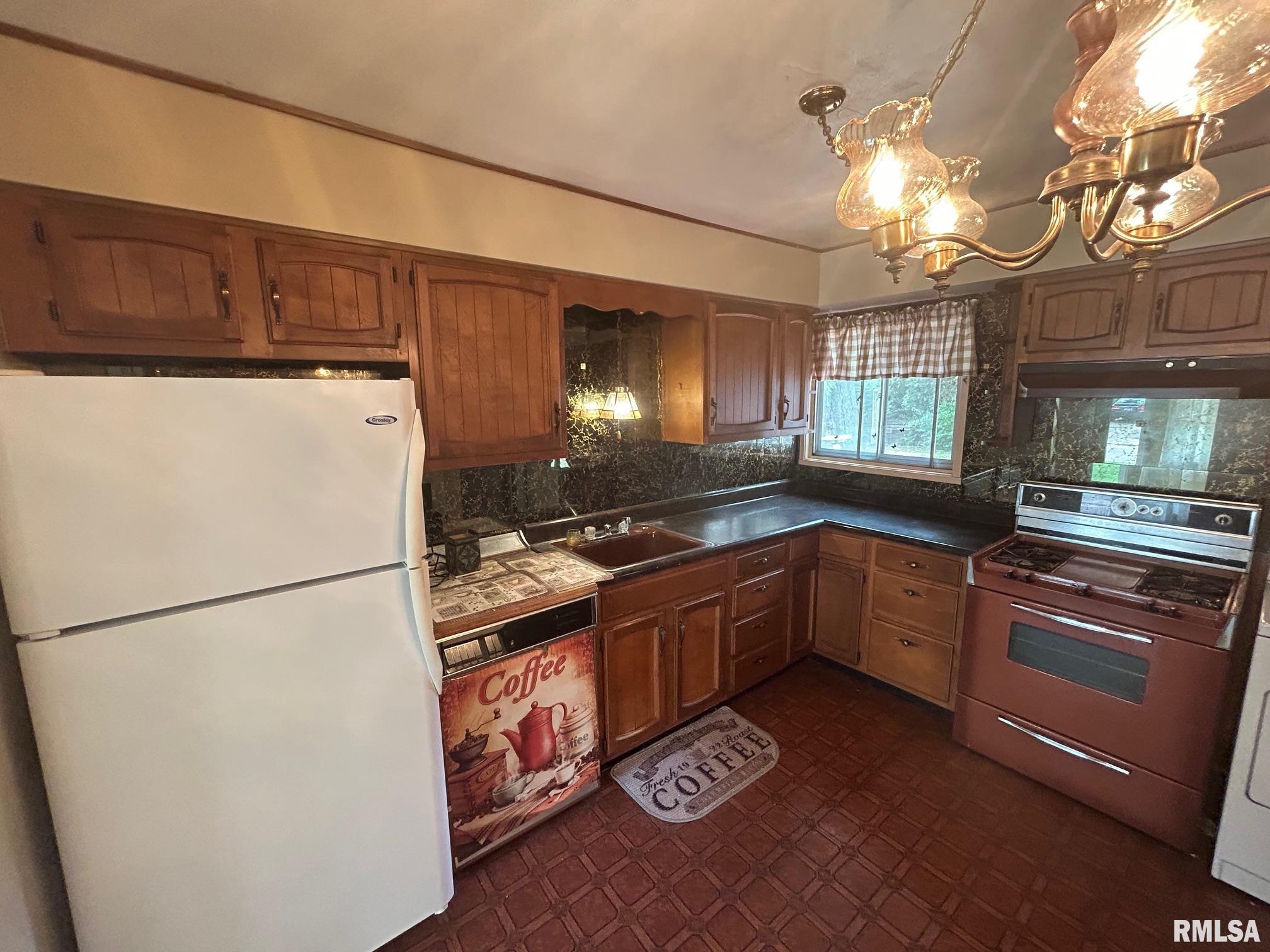 1407 Lincoln Street, Pekin, Illinois image 9