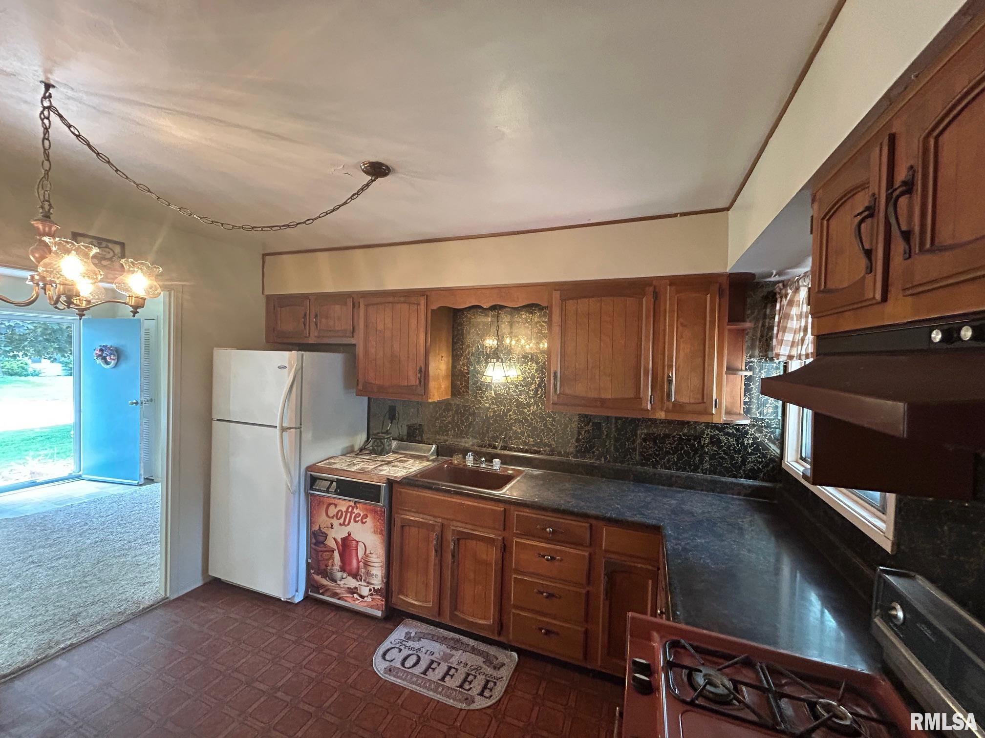 1407 Lincoln Street, Pekin, Illinois image 8