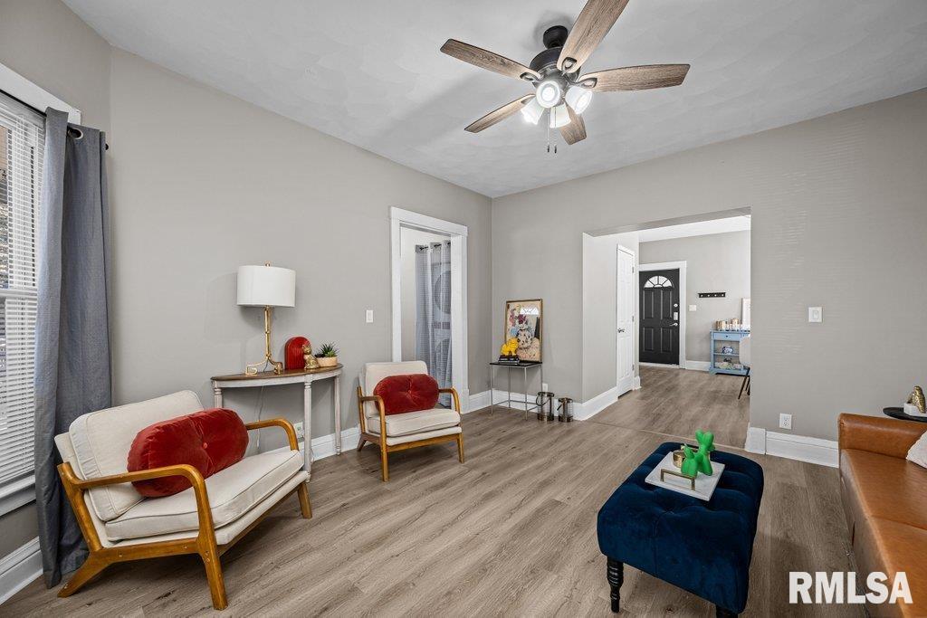 1606 18th Avenue, East Moline, Illinois image 3