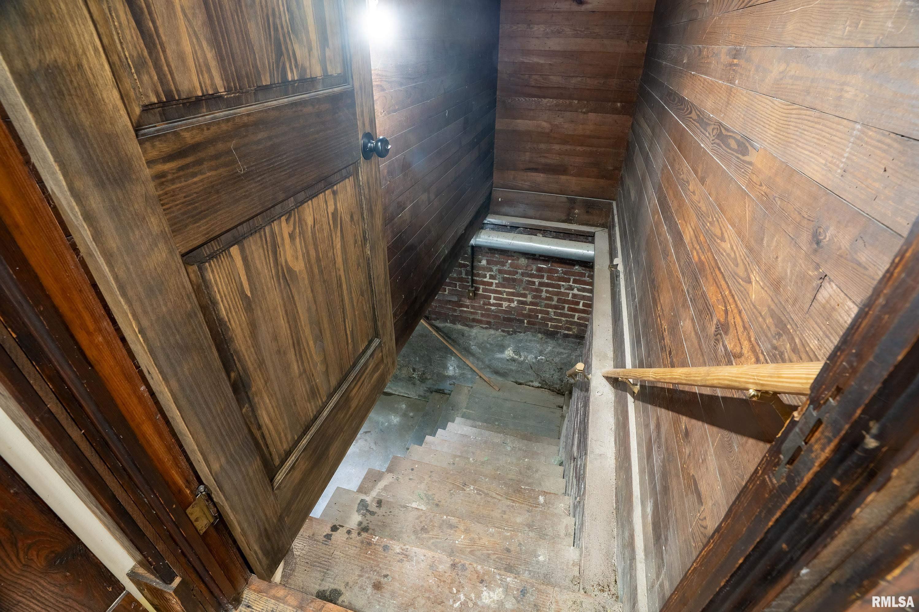 202 N Jackson Street, West Frankfort, Illinois image 37