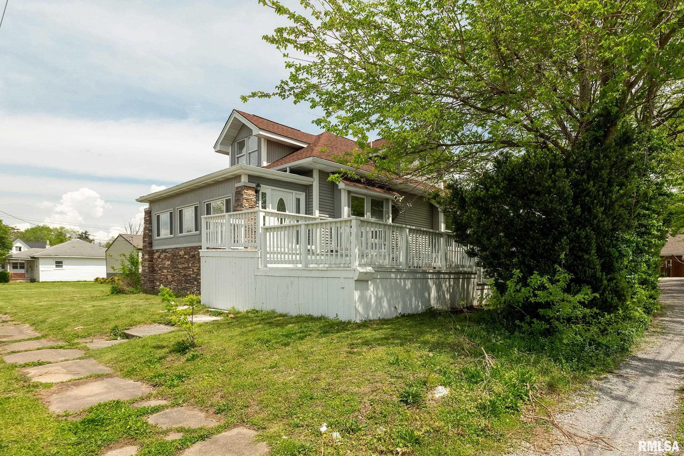202 N Jackson Street, West Frankfort, Illinois image 39