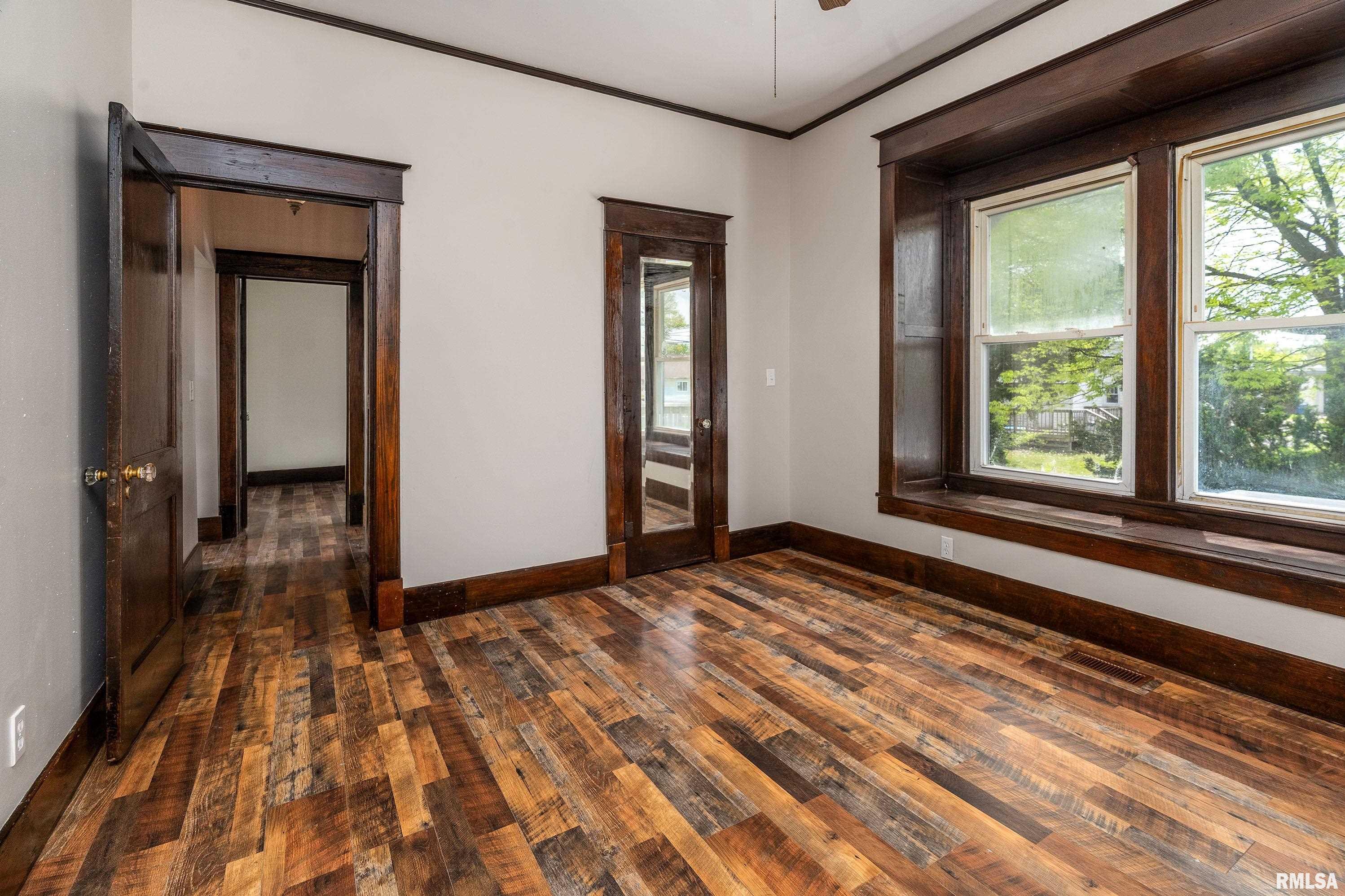 202 N Jackson Street, West Frankfort, Illinois image 19