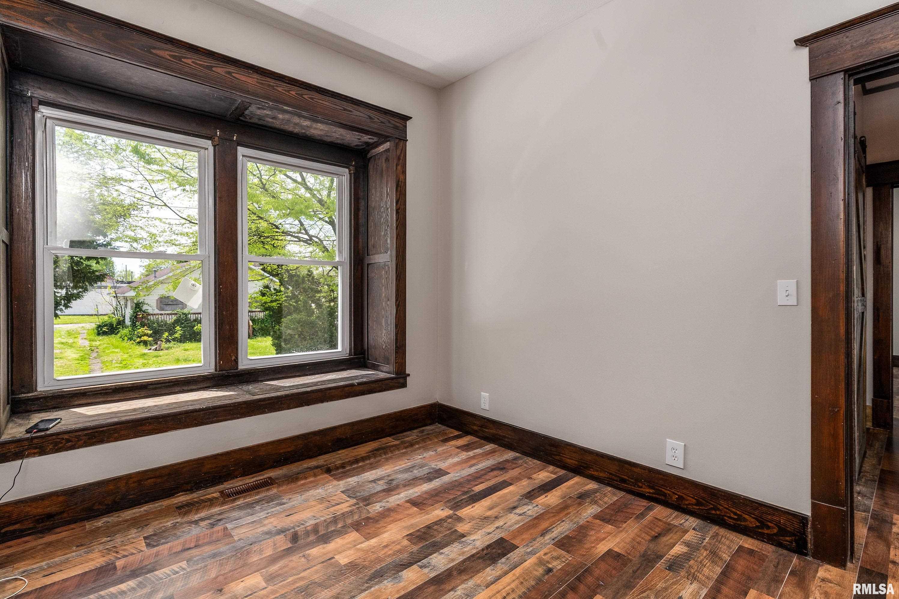 202 N Jackson Street, West Frankfort, Illinois image 23