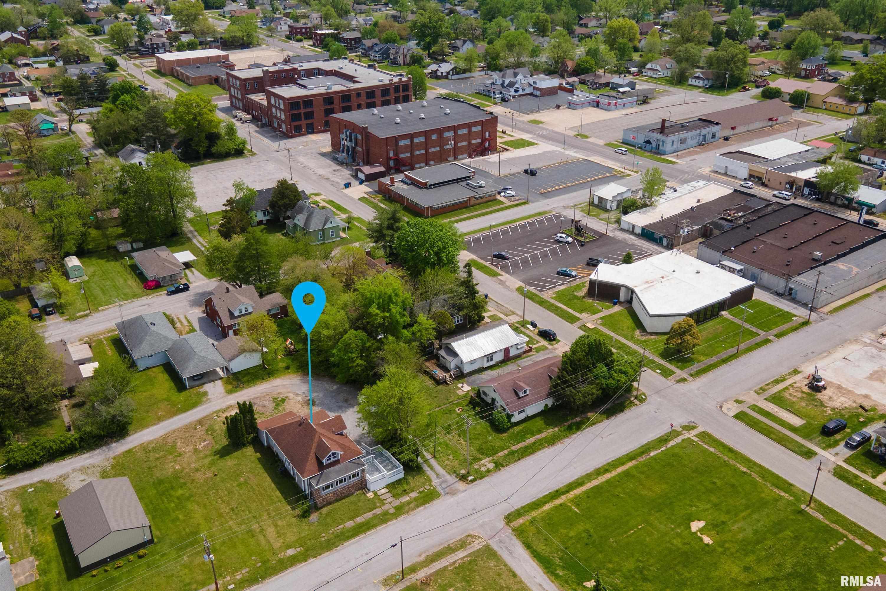 202 N Jackson Street, West Frankfort, Illinois image 45