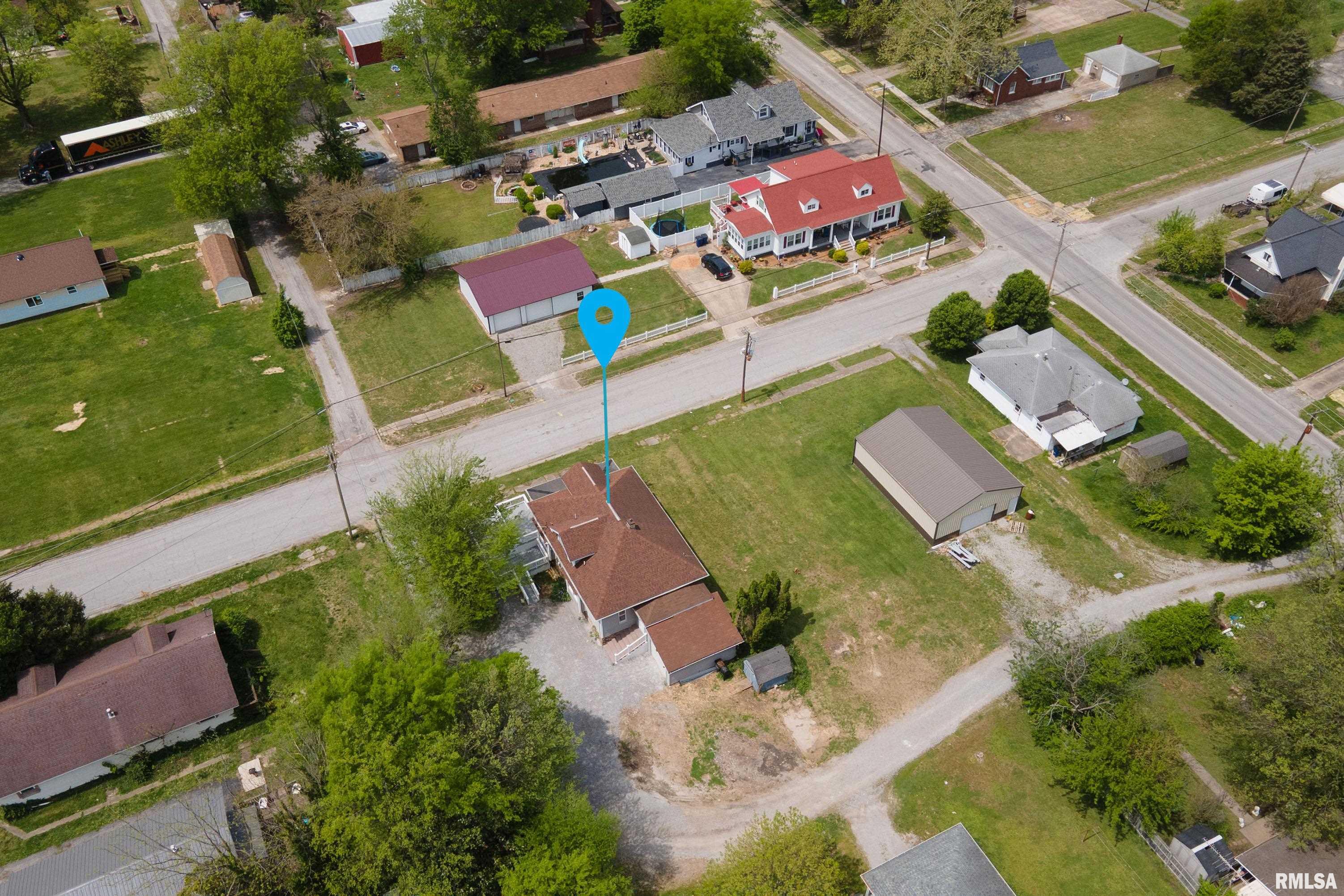 202 N Jackson Street, West Frankfort, Illinois image 42