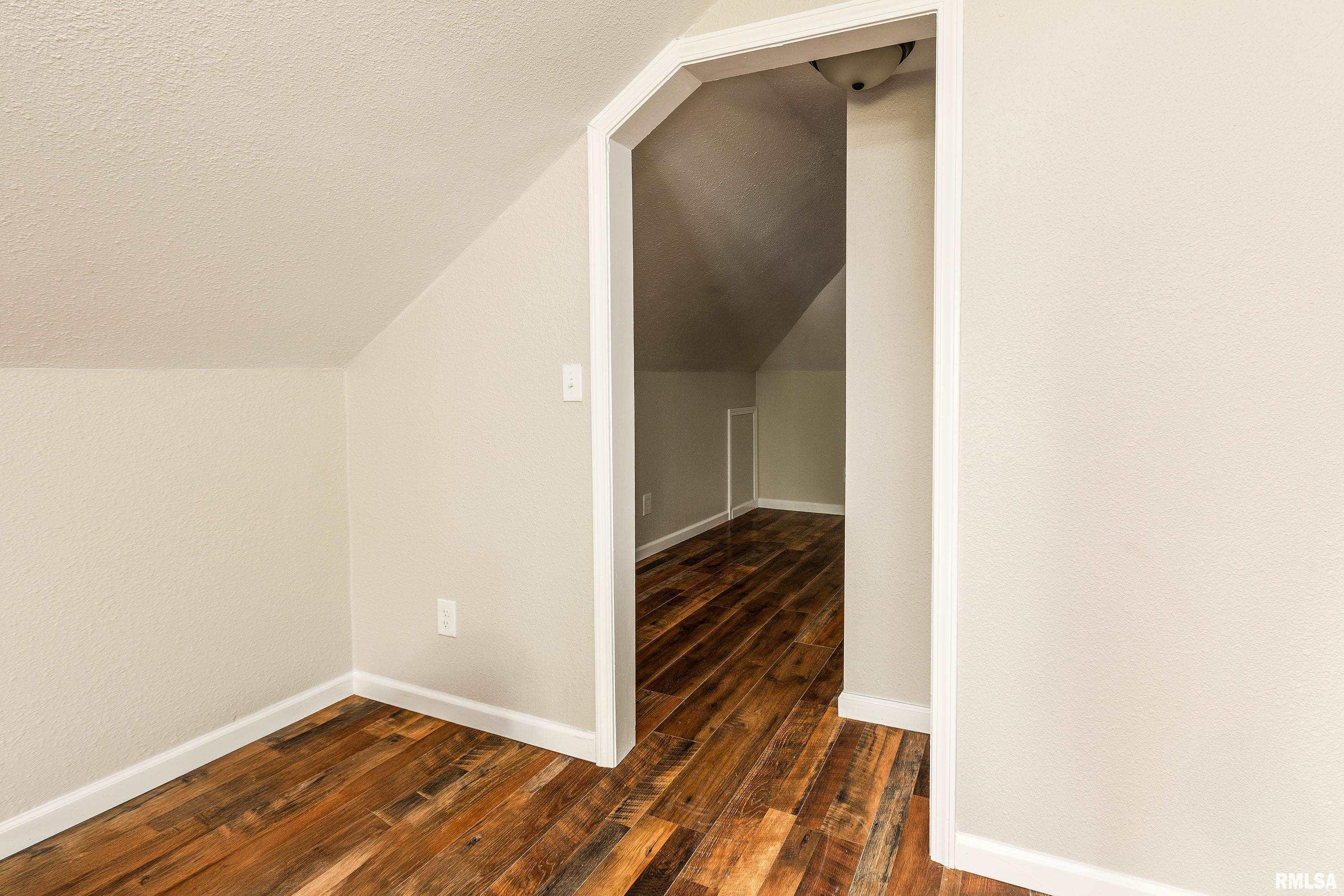 202 N Jackson Street, West Frankfort, Illinois image 34