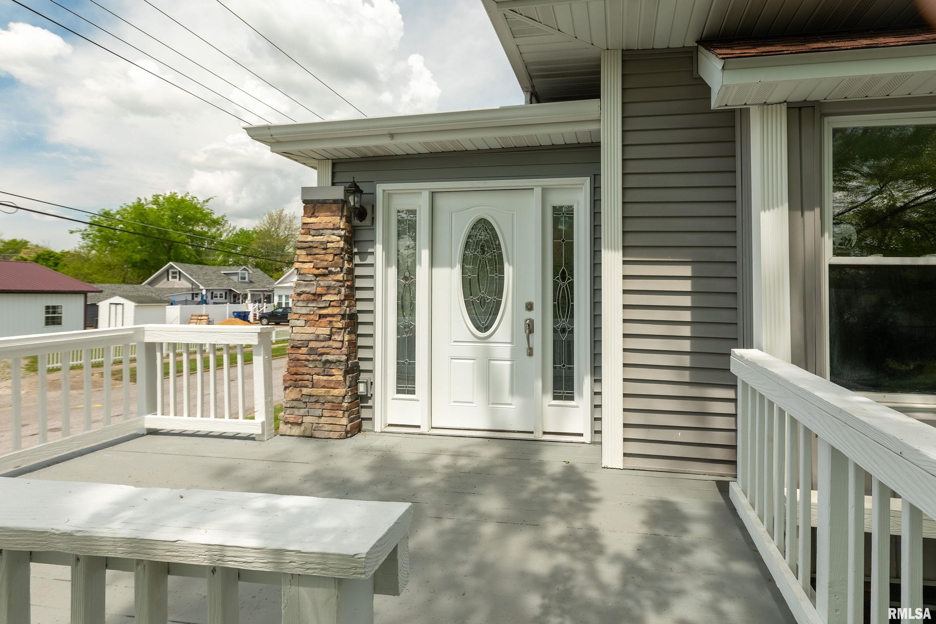 202 N Jackson Street, West Frankfort, Illinois image 5