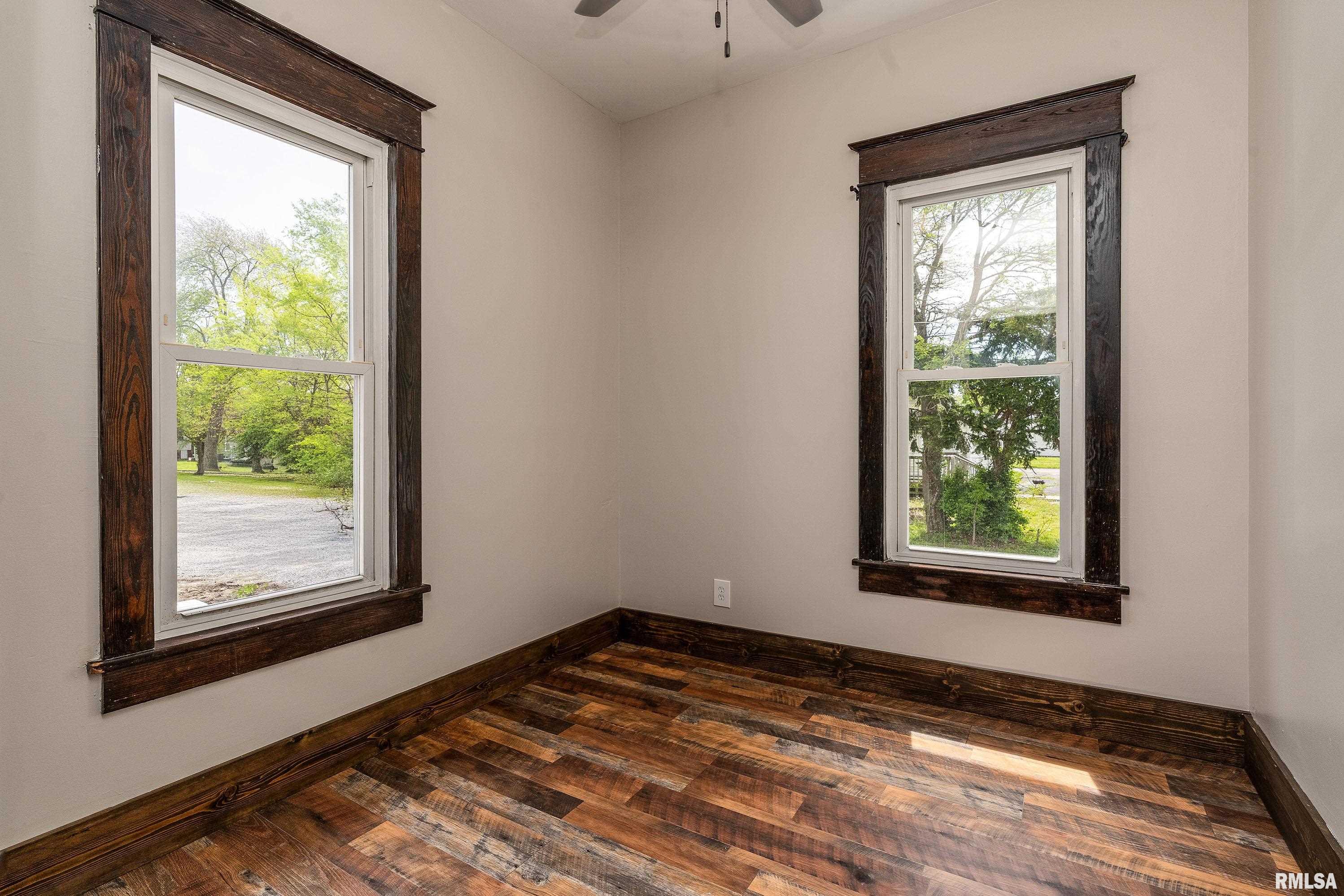 202 N Jackson Street, West Frankfort, Illinois image 25