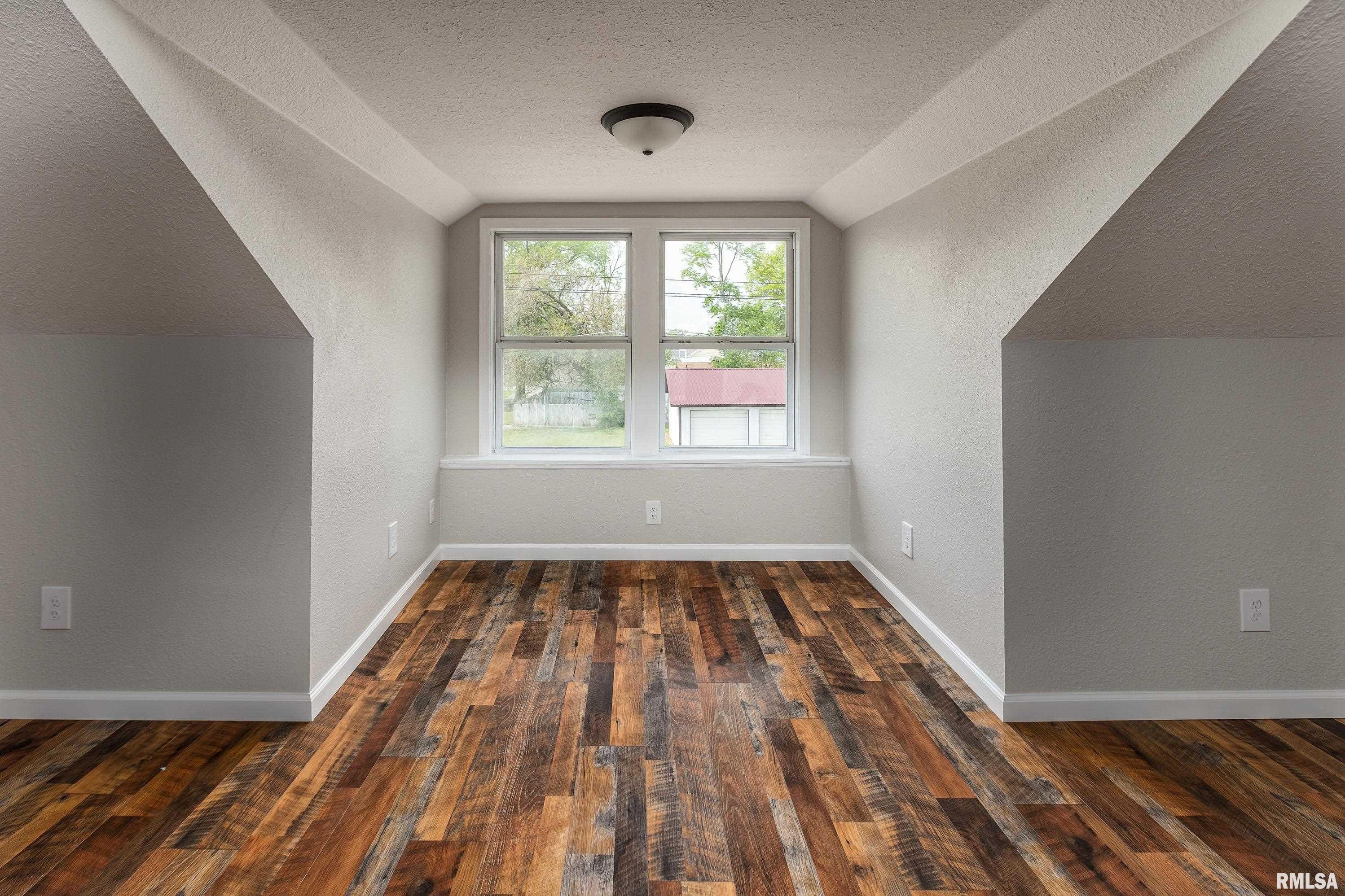 202 N Jackson Street, West Frankfort, Illinois image 30